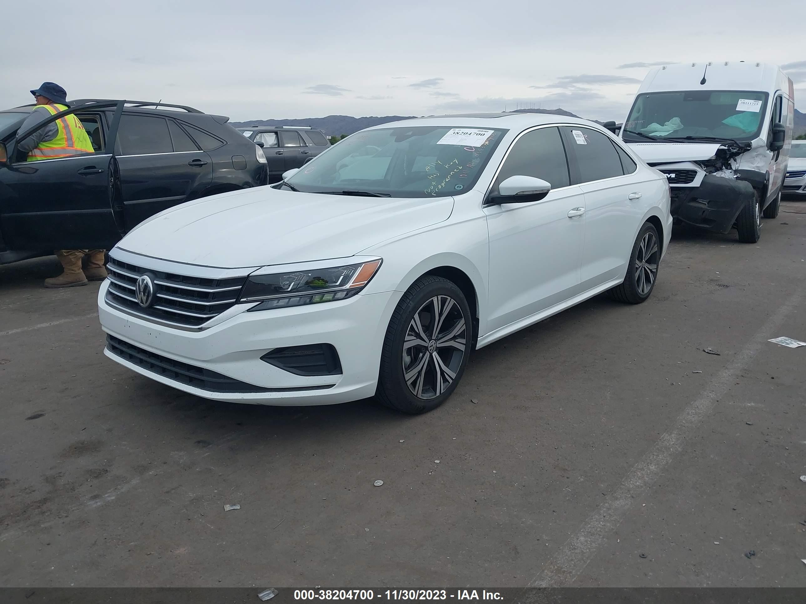 Photo 1 VIN: 1VWSA7A38MC013183 - VOLKSWAGEN PASSAT 