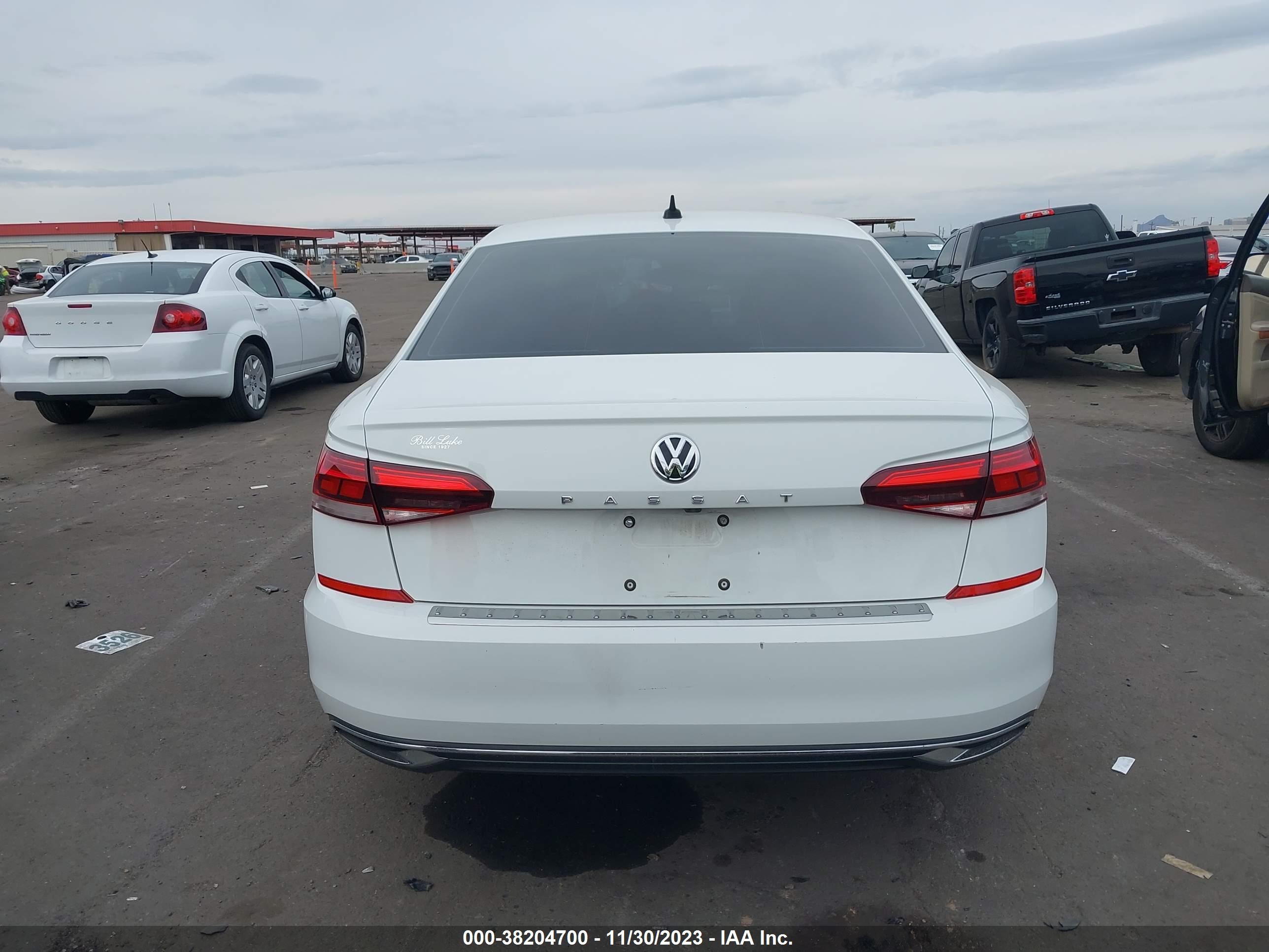 Photo 15 VIN: 1VWSA7A38MC013183 - VOLKSWAGEN PASSAT 