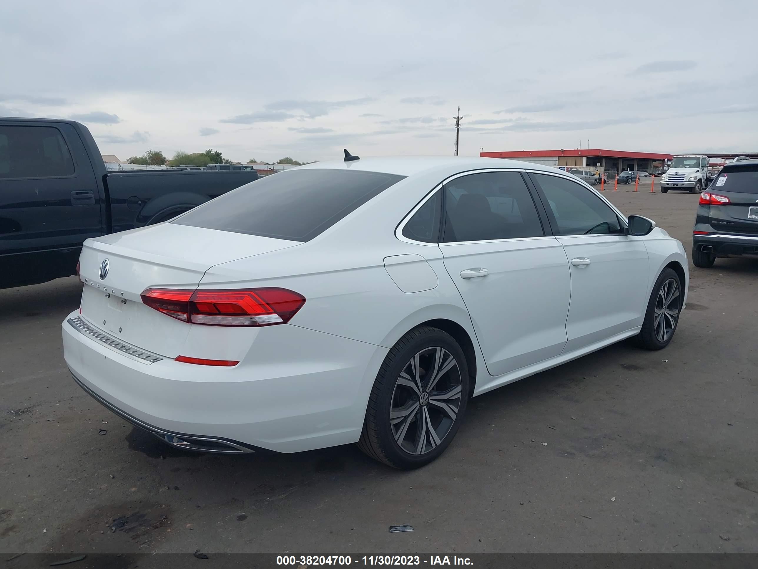 Photo 3 VIN: 1VWSA7A38MC013183 - VOLKSWAGEN PASSAT 