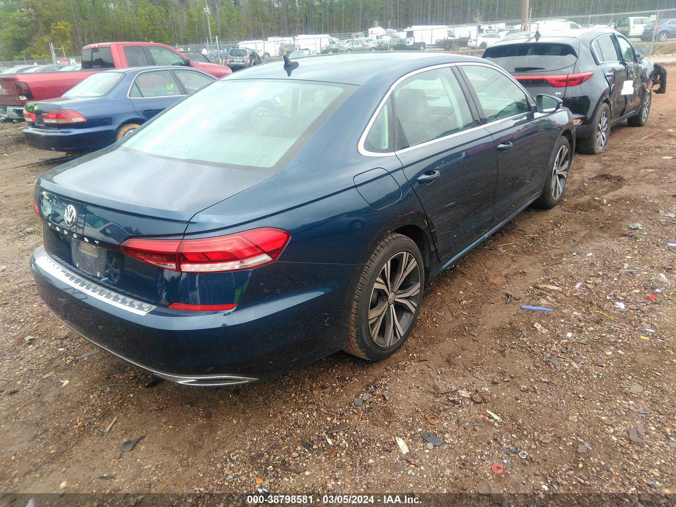 Photo 3 VIN: 1VWSA7A39MC002872 - VOLKSWAGEN PASSAT 