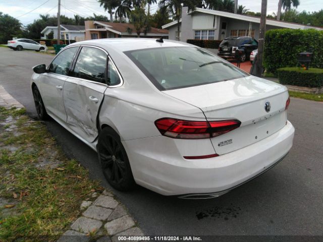 Photo 2 VIN: 1VWSA7A39MC008428 - VOLKSWAGEN PASSAT 