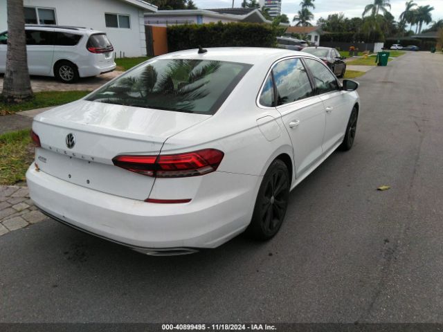 Photo 3 VIN: 1VWSA7A39MC008428 - VOLKSWAGEN PASSAT 