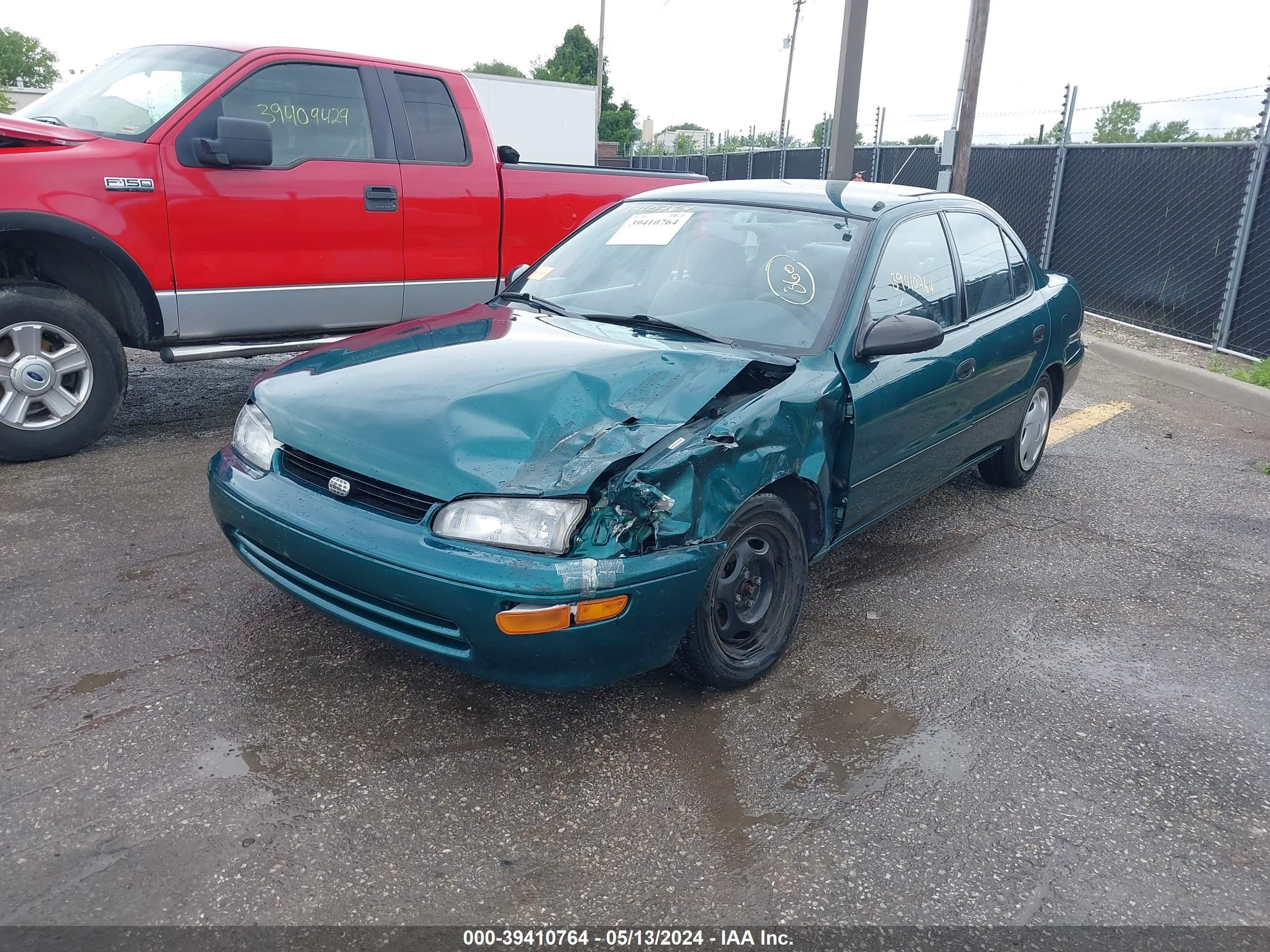 Photo 1 VIN: 1Y1SK5261TZ025406 - GEO PRIZM 