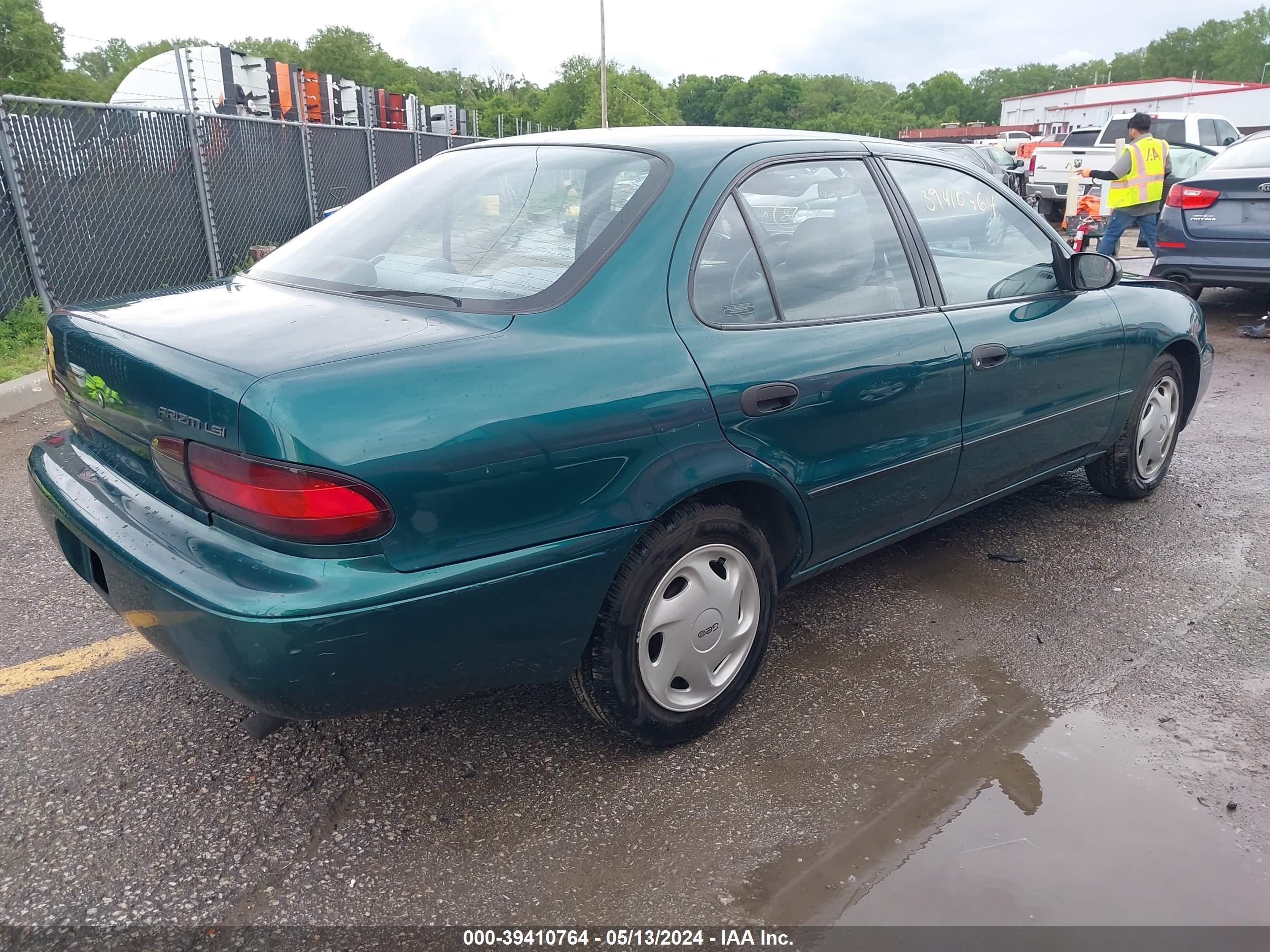 Photo 12 VIN: 1Y1SK5261TZ025406 - GEO PRIZM 