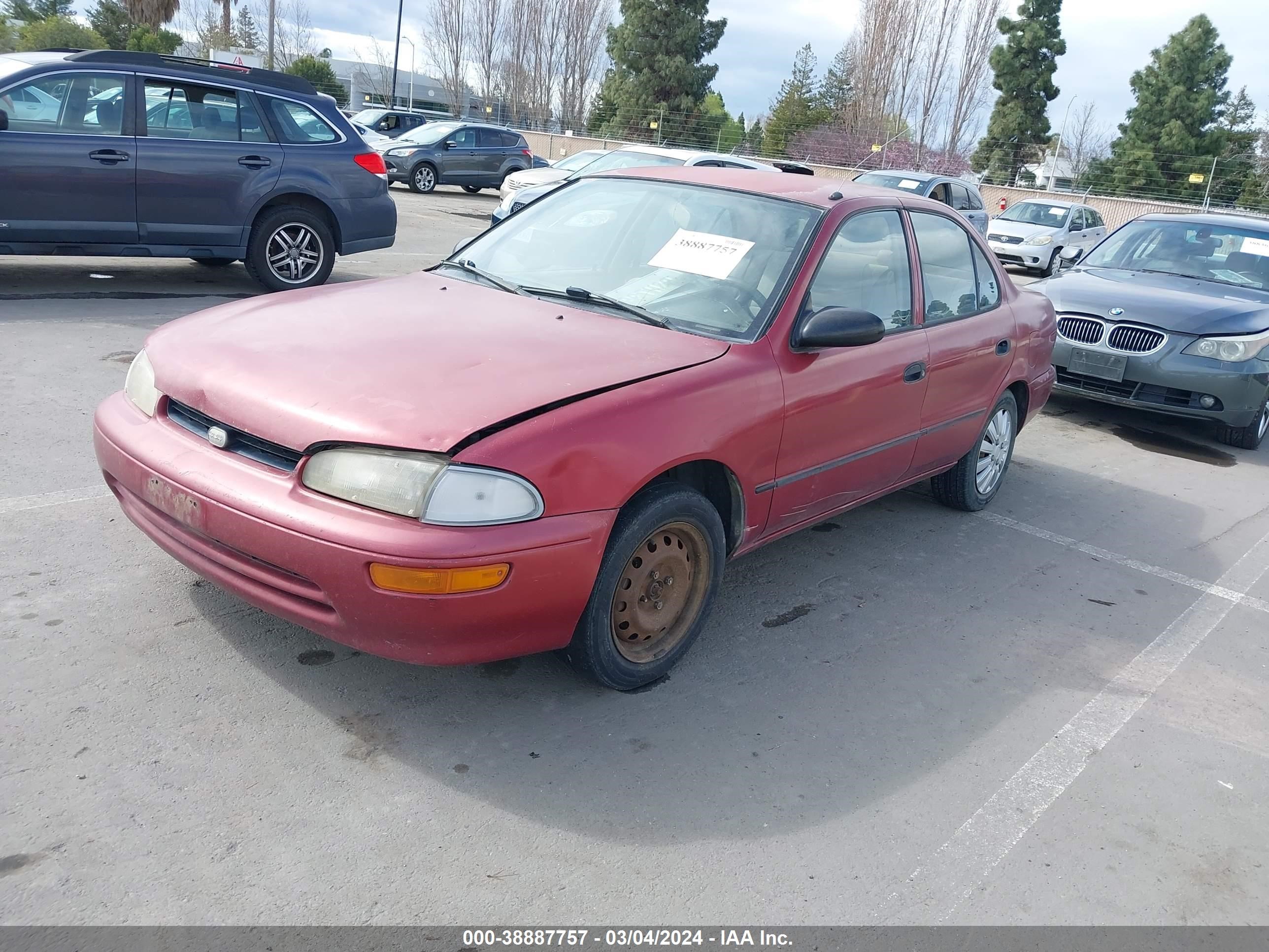 Photo 1 VIN: 1Y1SK5269VZ416998 - GEO PRIZM 