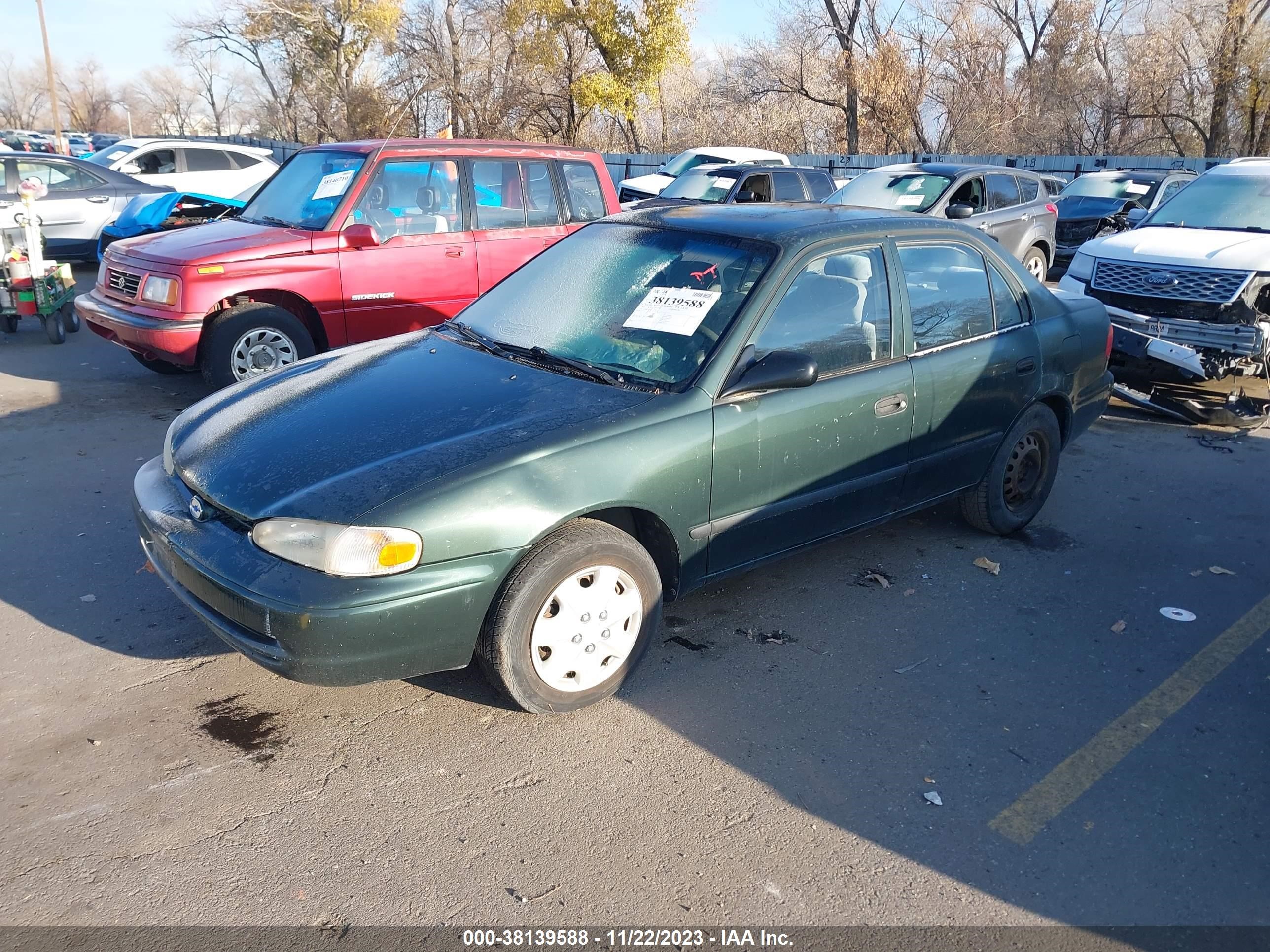 Photo 1 VIN: 1Y1SK5281YZ413096 - CHEVROLET PRIZM 