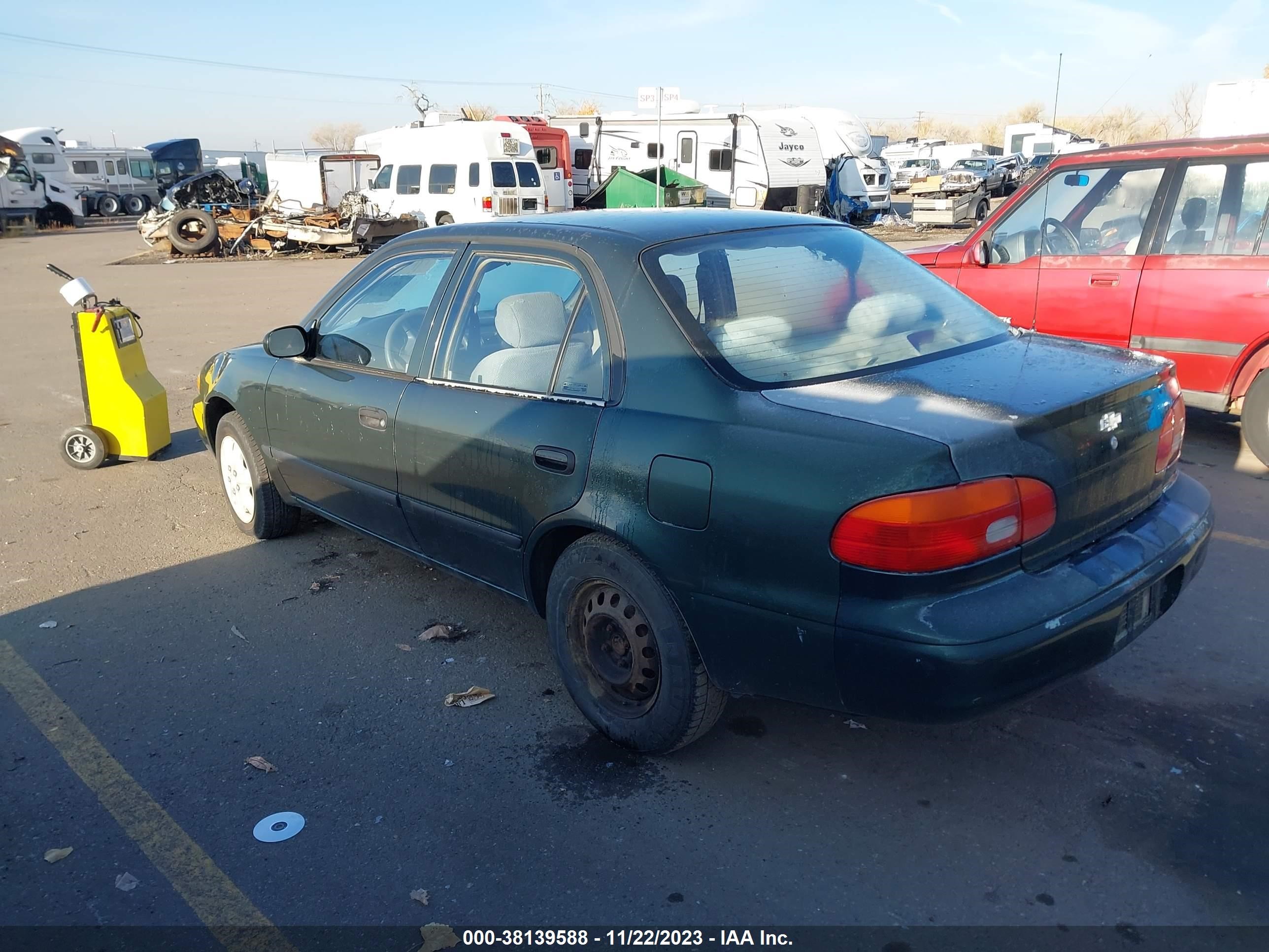 Photo 2 VIN: 1Y1SK5281YZ413096 - CHEVROLET PRIZM 