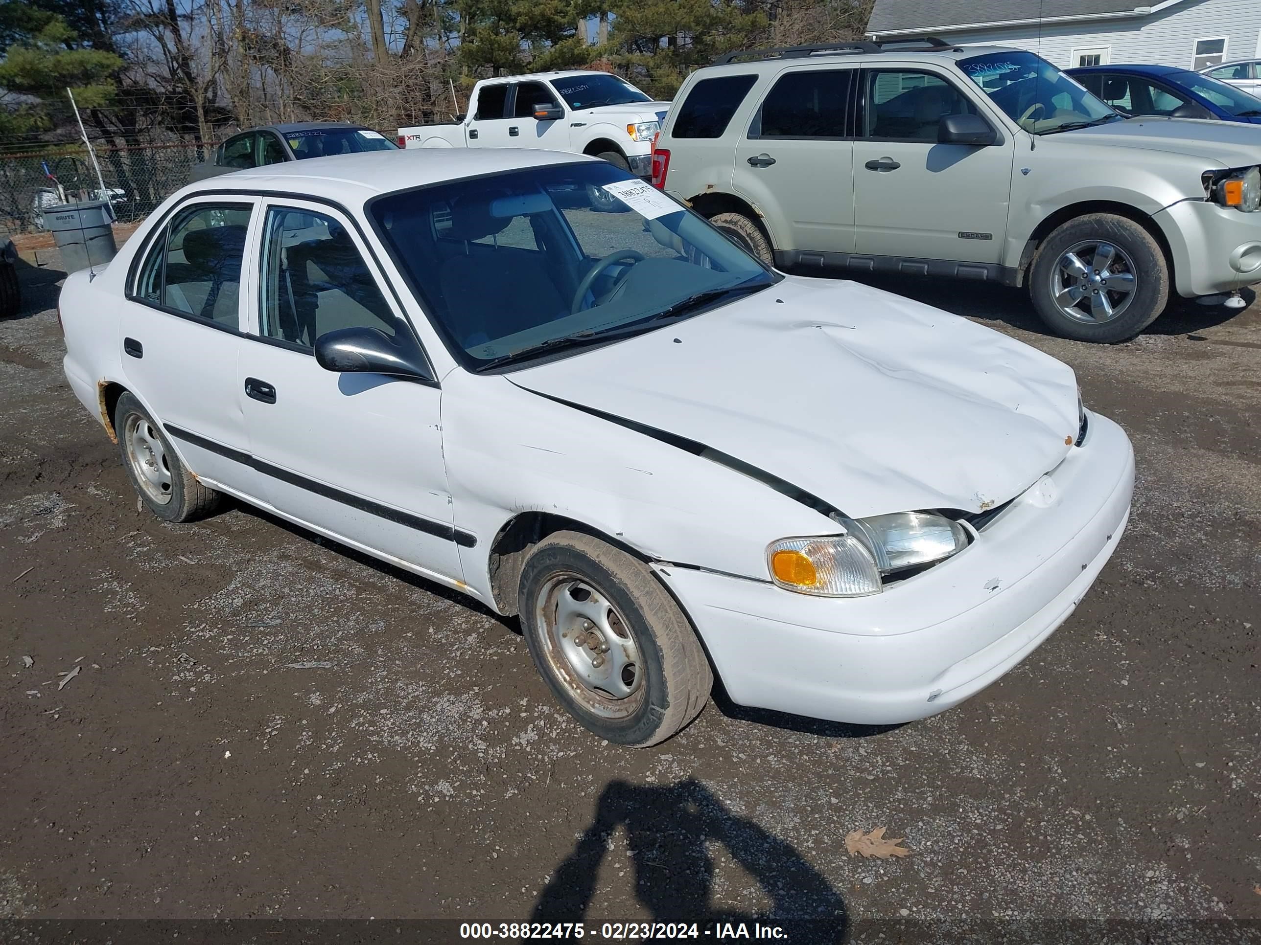 Photo 0 VIN: 1Y1SK5282YZ425001 - CHEVROLET PRIZM 