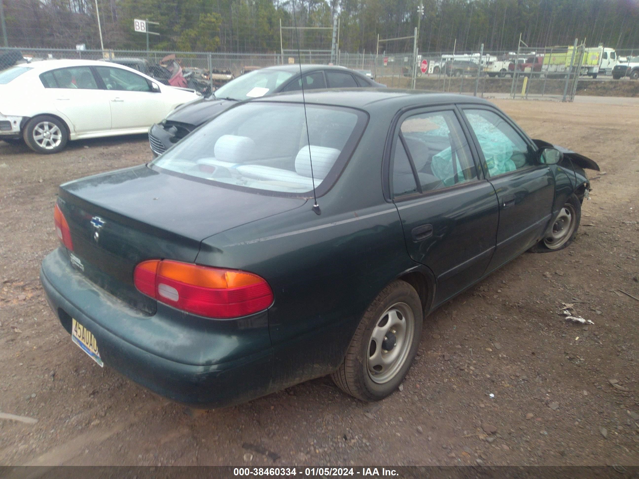 Photo 3 VIN: 1Y1SK5284YZ432998 - CHEVROLET PRIZM 