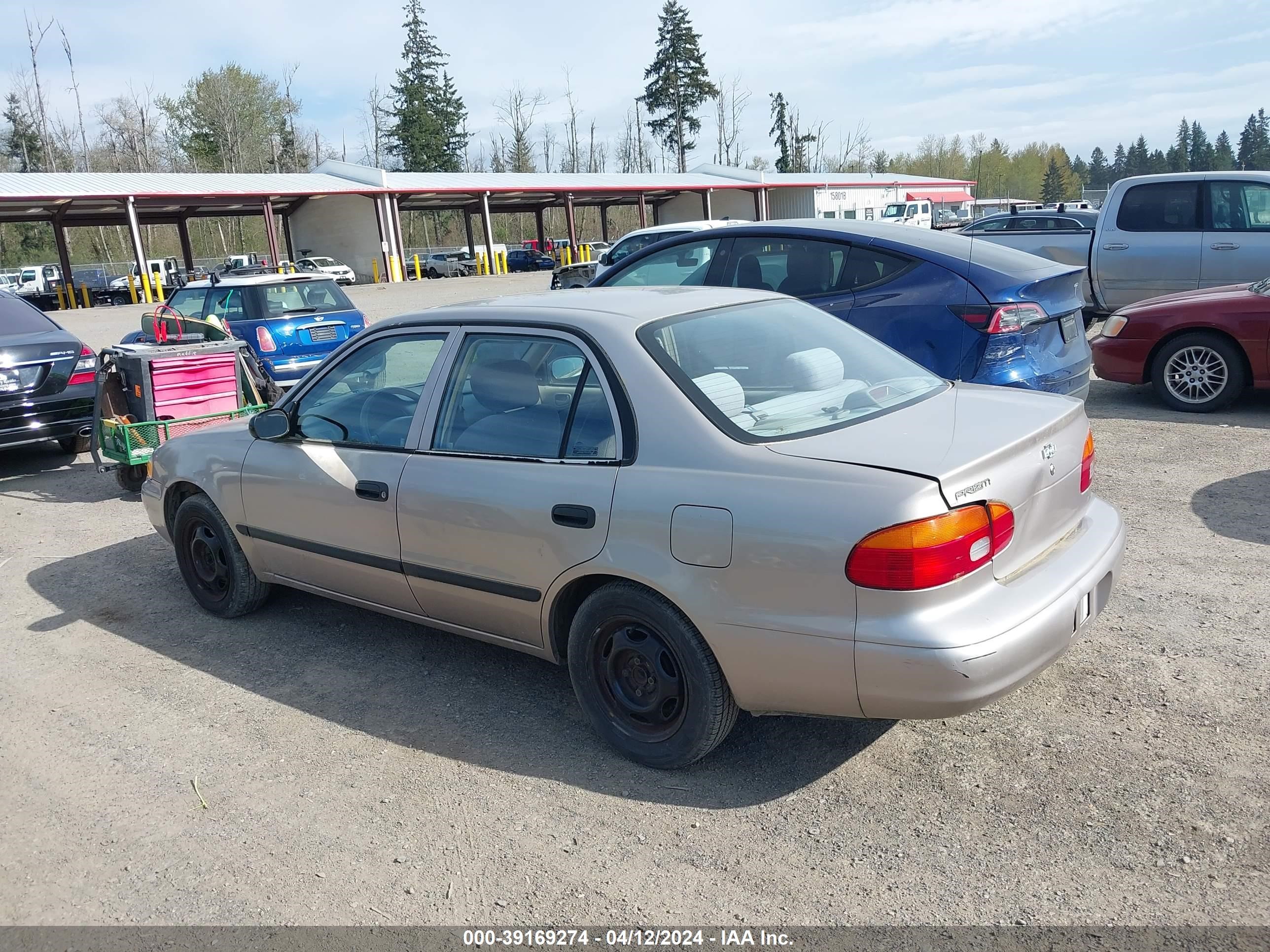 Photo 2 VIN: 1Y1SK5287YZ407478 - CHEVROLET PRIZM 