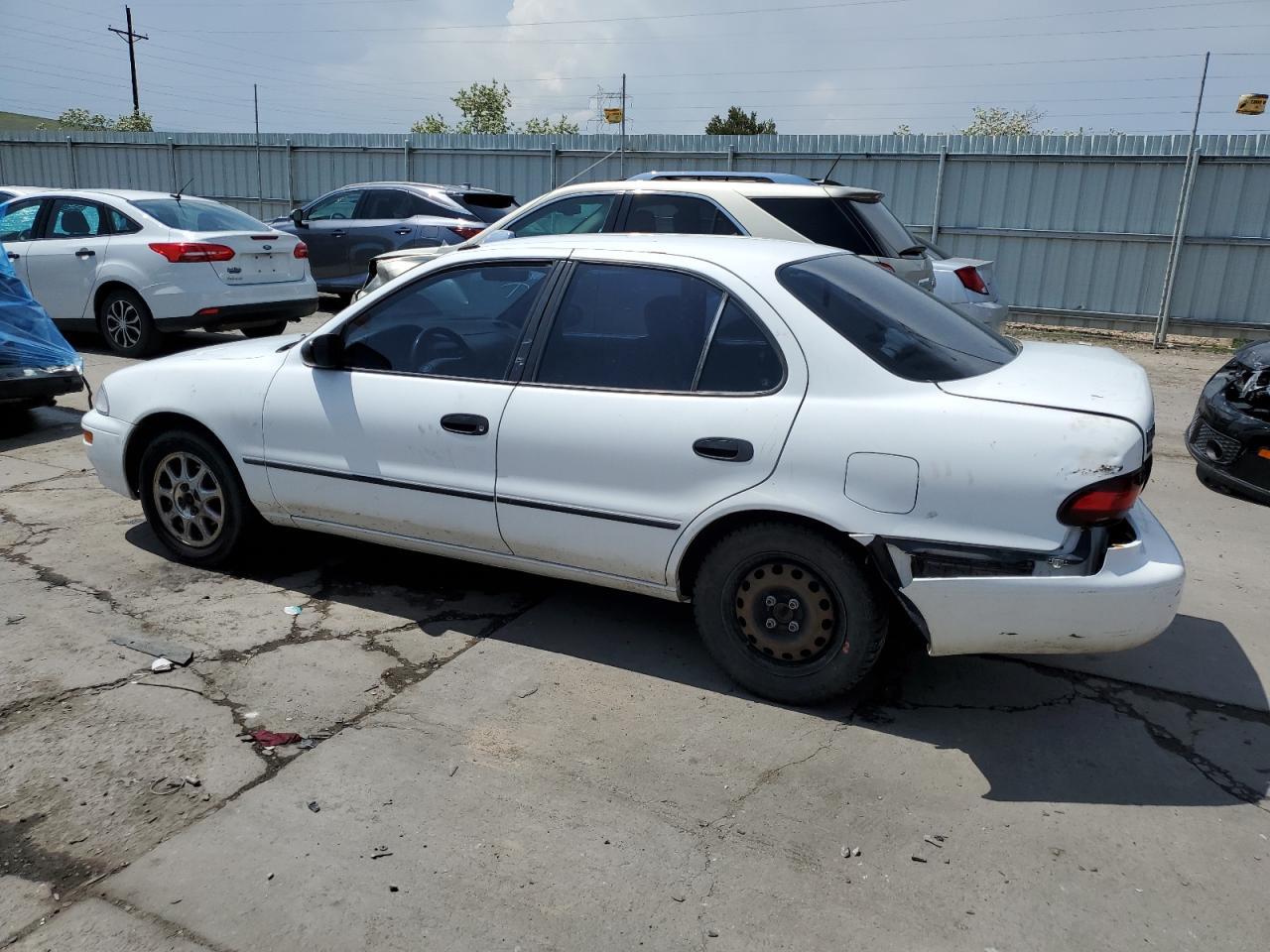 Photo 1 VIN: 1Y1SK528XSZ063944 - GEO PRIZM 