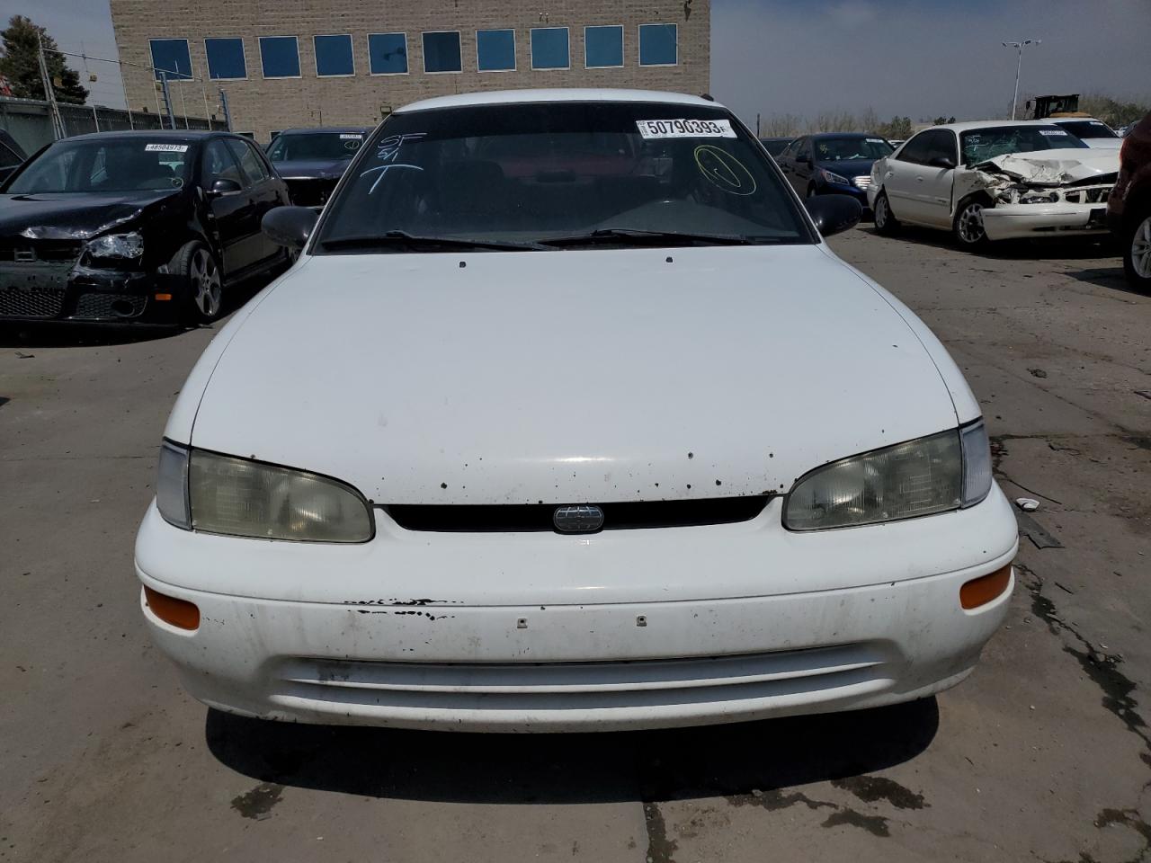 Photo 4 VIN: 1Y1SK528XSZ063944 - GEO PRIZM 