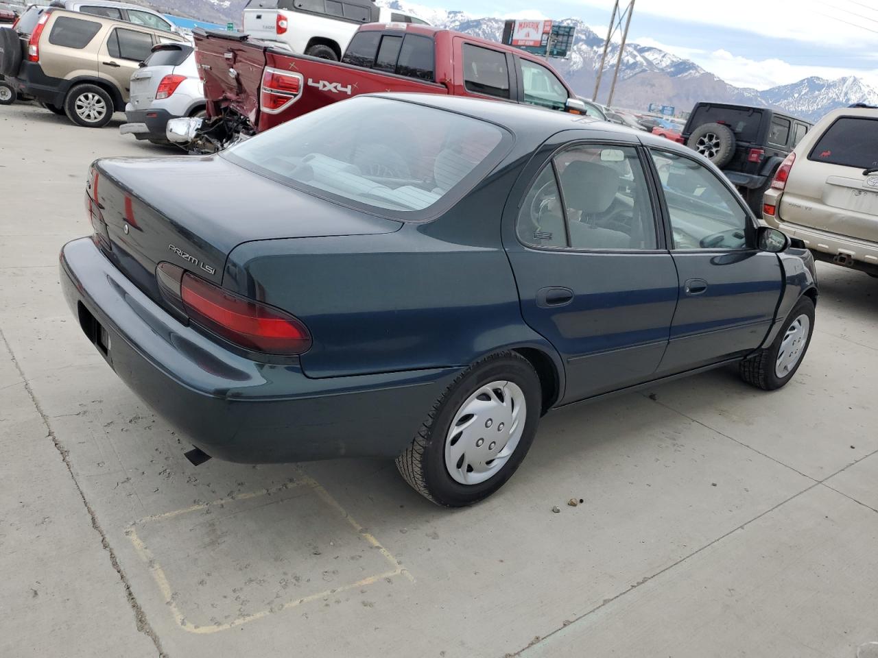 Photo 2 VIN: 1Y1SK528XVZ443015 - GEO PRIZM 