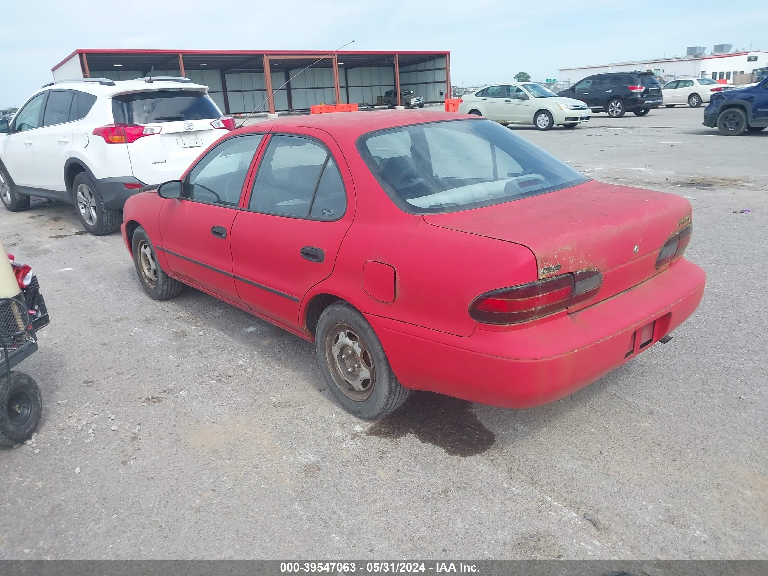 Photo 2 VIN: 1Y1SK5362PZ028982 - GEO PRIZM 