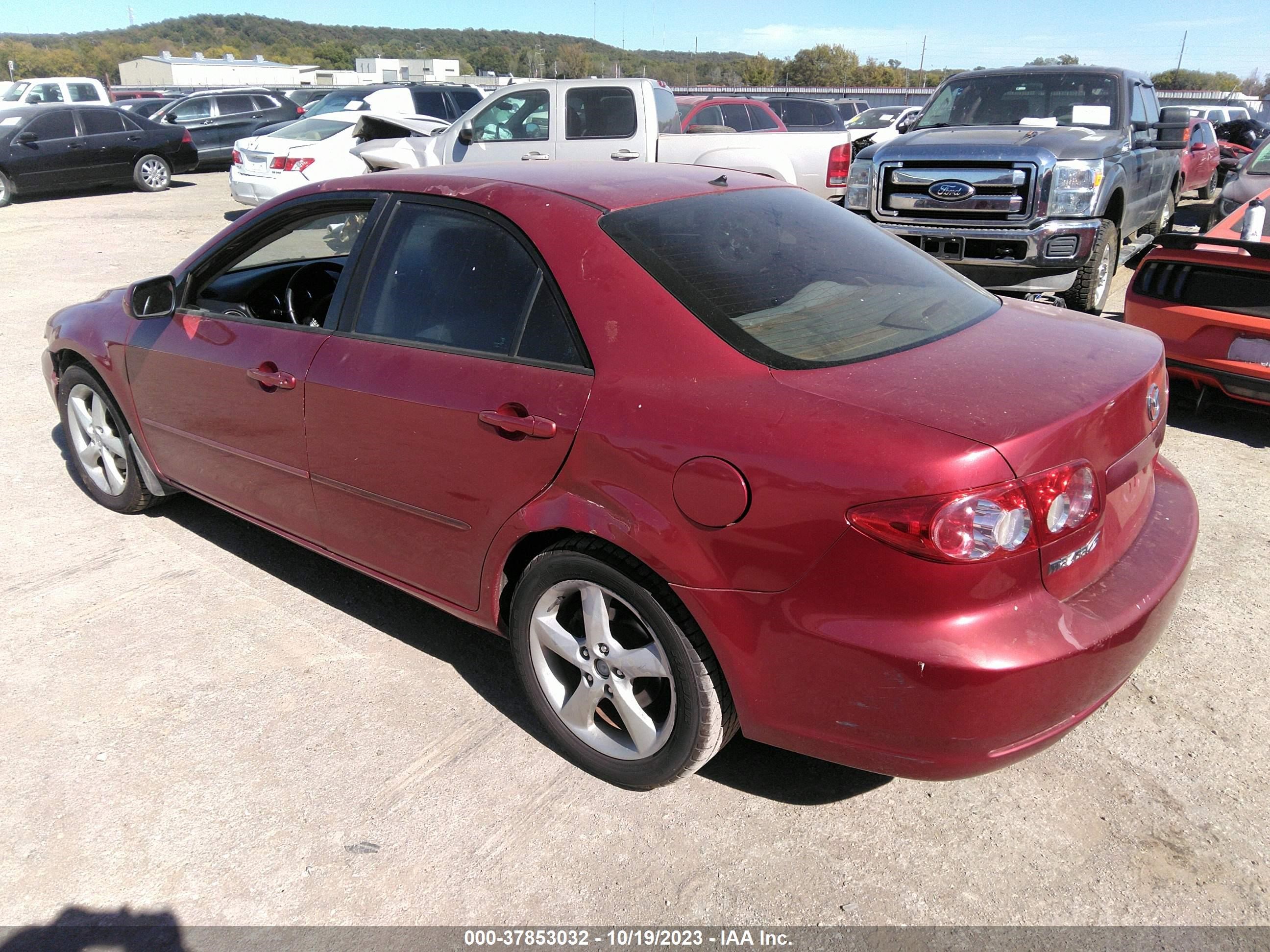 Photo 2 VIN: 1YVFP80C055M28668 - MAZDA 6 