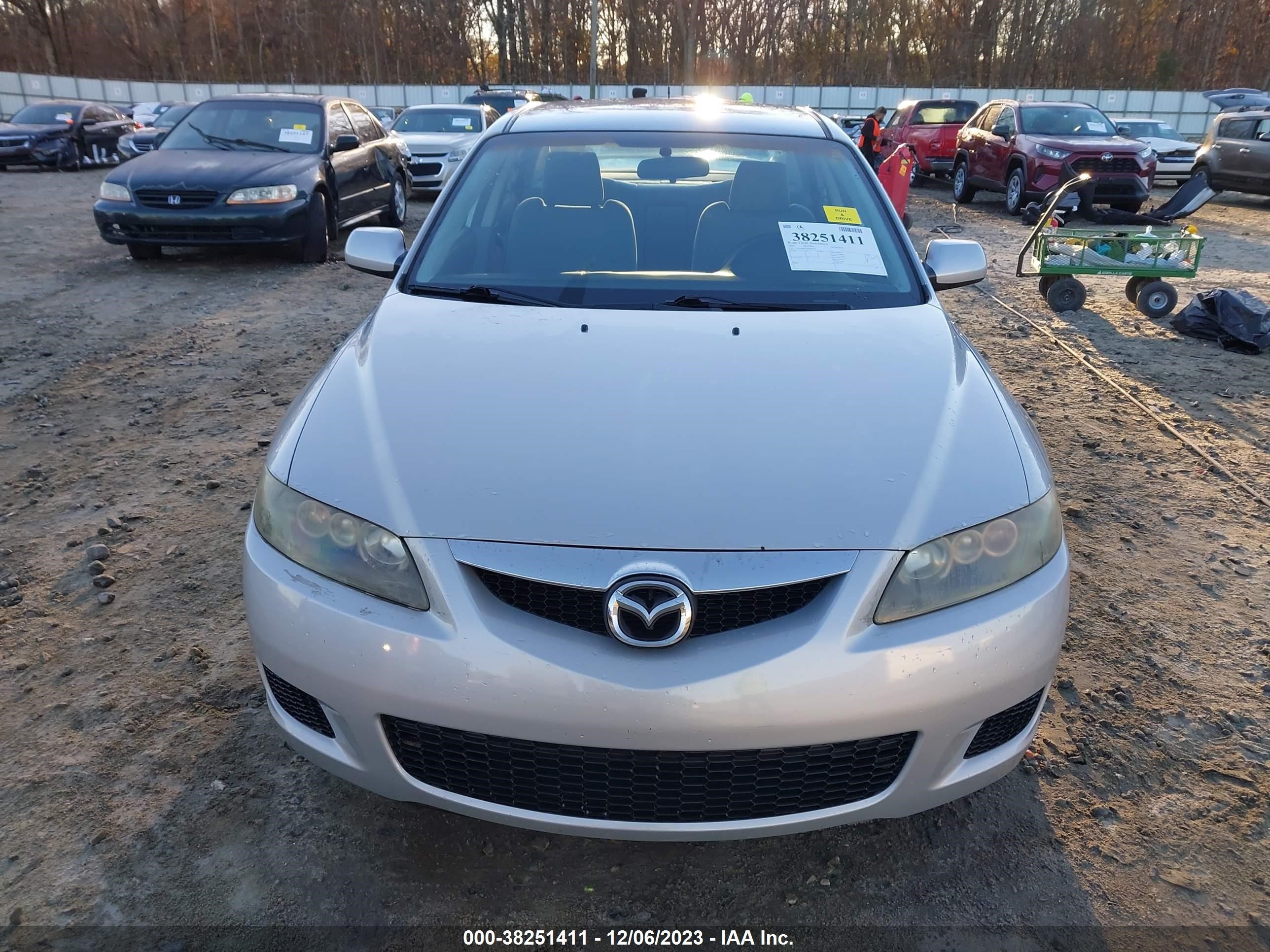 Photo 11 VIN: 1YVFP80C065M68234 - MAZDA 6 