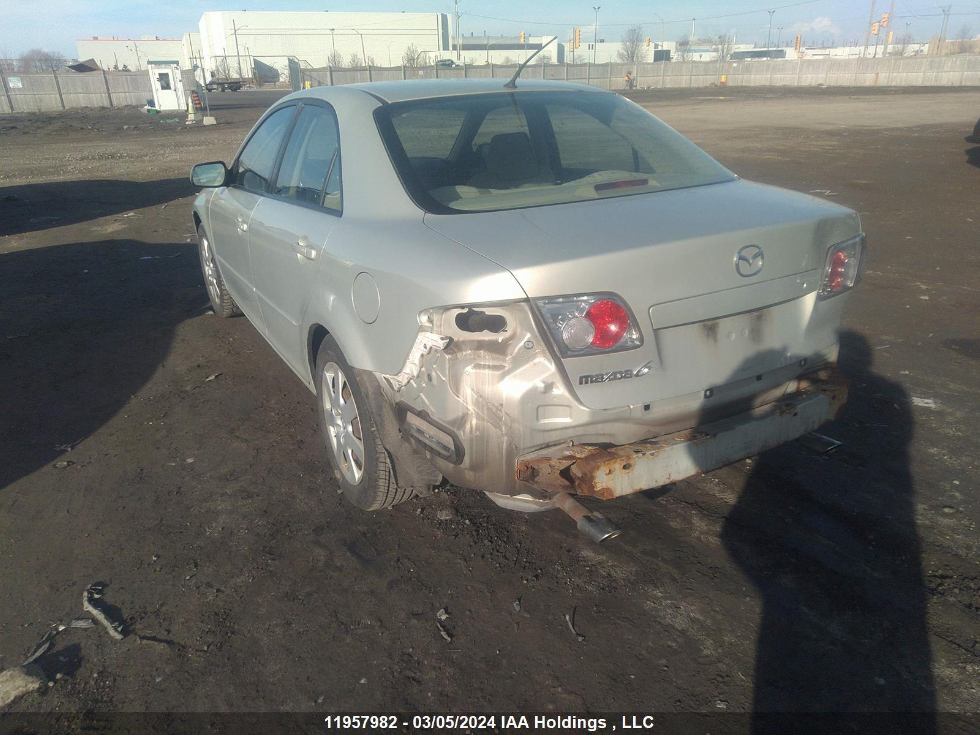 Photo 2 VIN: 1YVFP80C665M53379 - MAZDA 6 