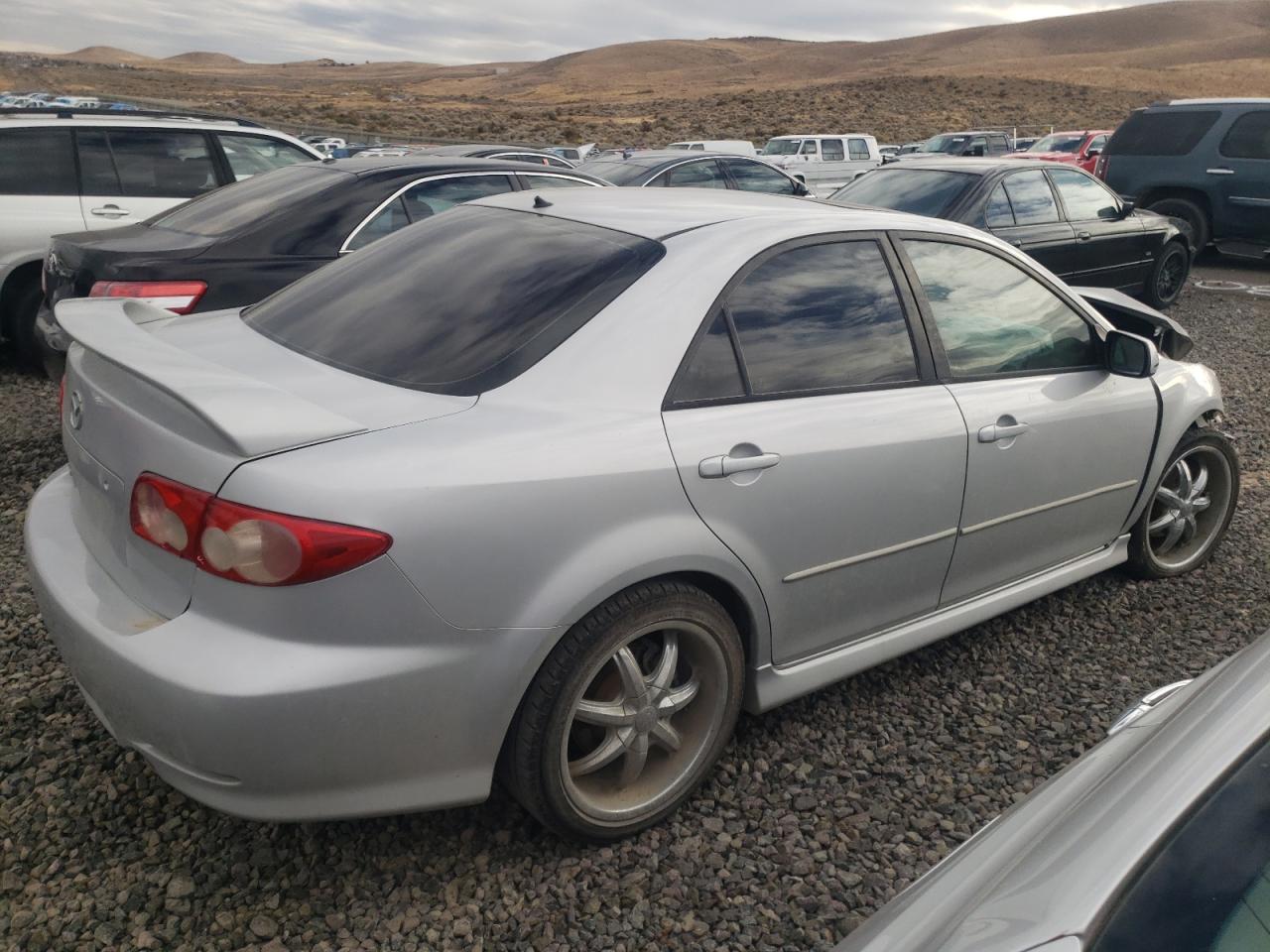 Photo 2 VIN: 1YVFP80D545N09401 - MAZDA 6 