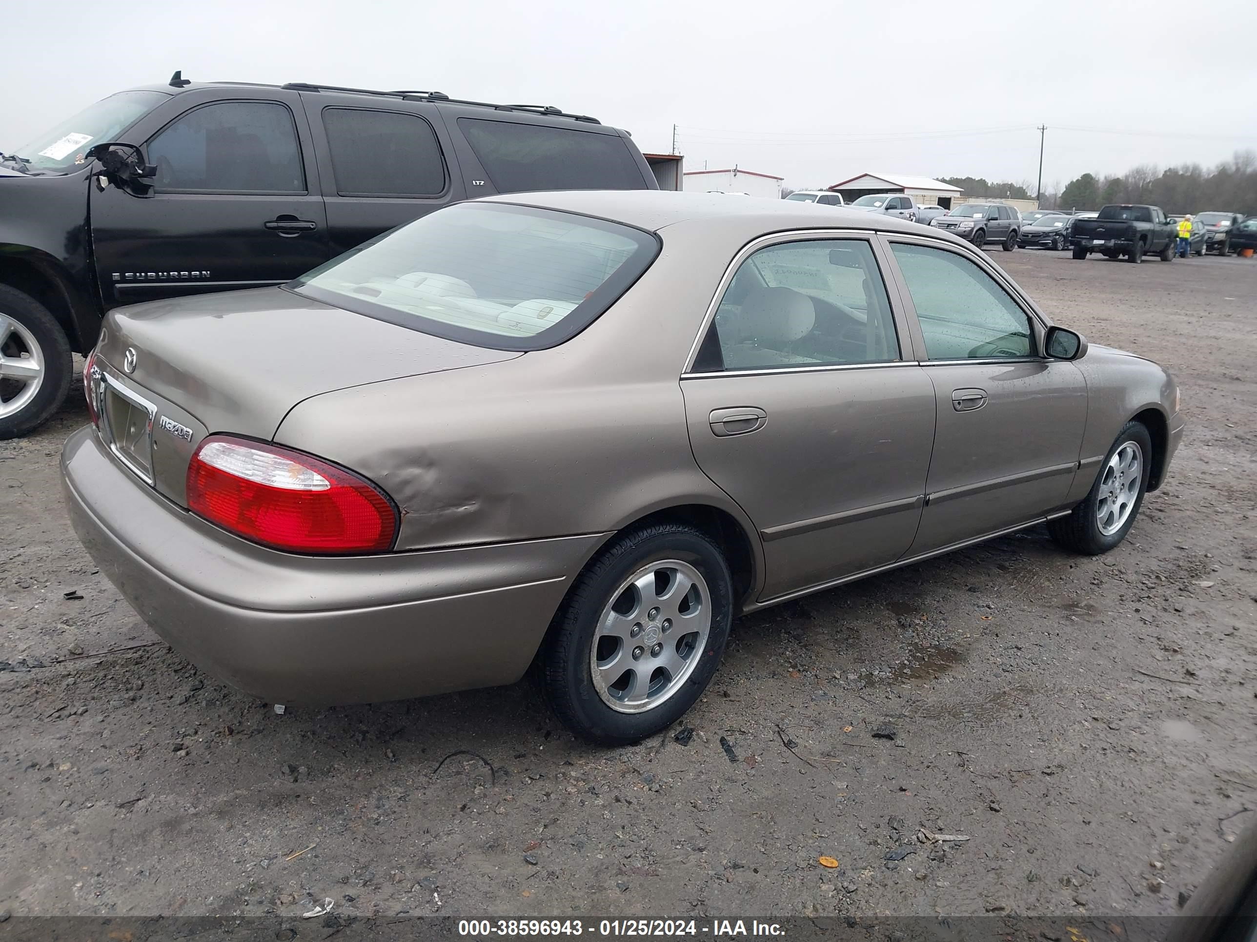 Photo 3 VIN: 1YVGF22CX25274077 - MAZDA 626 