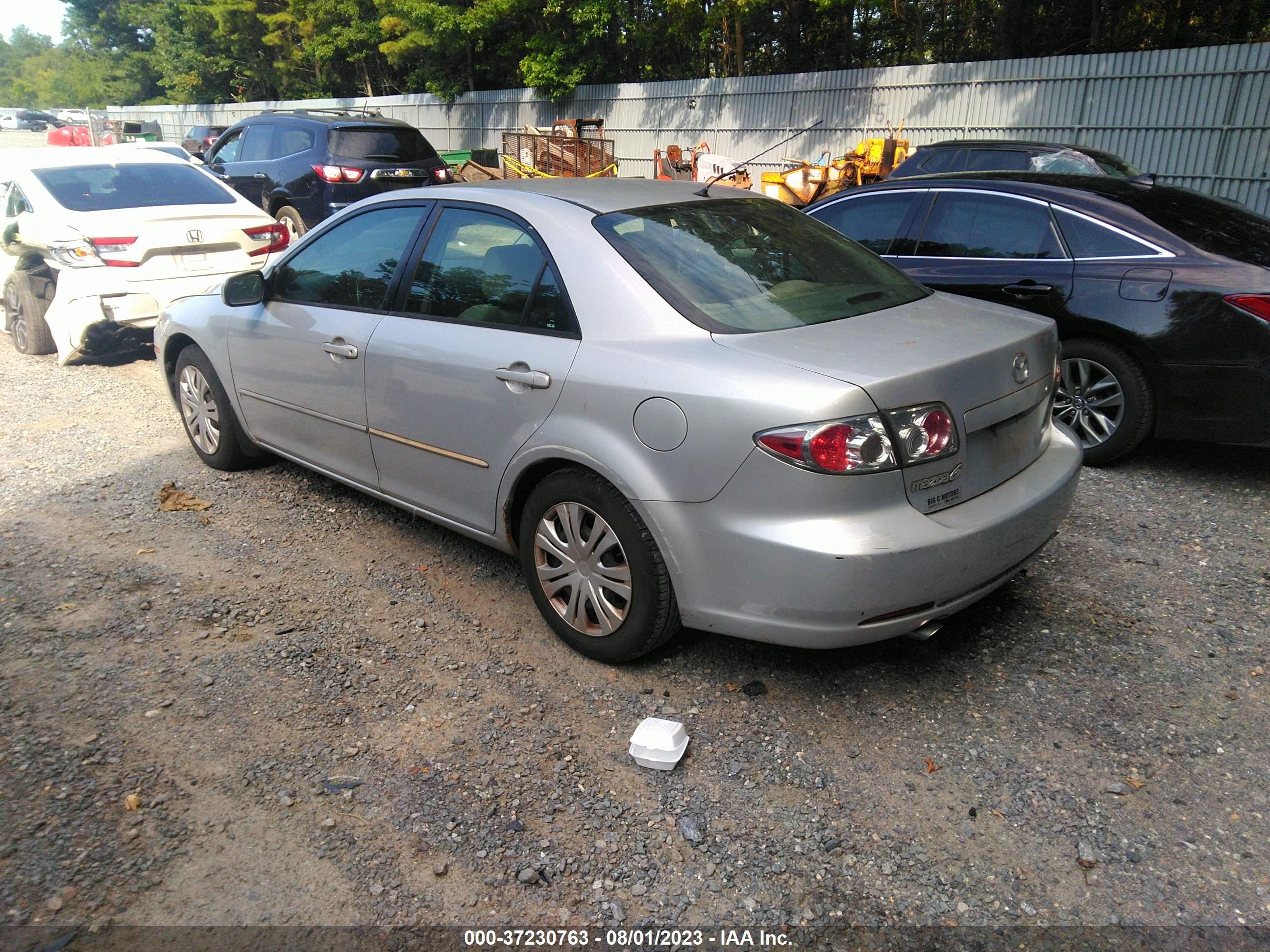 Photo 2 VIN: 1YVHP80C065M10634 - MAZDA 6 