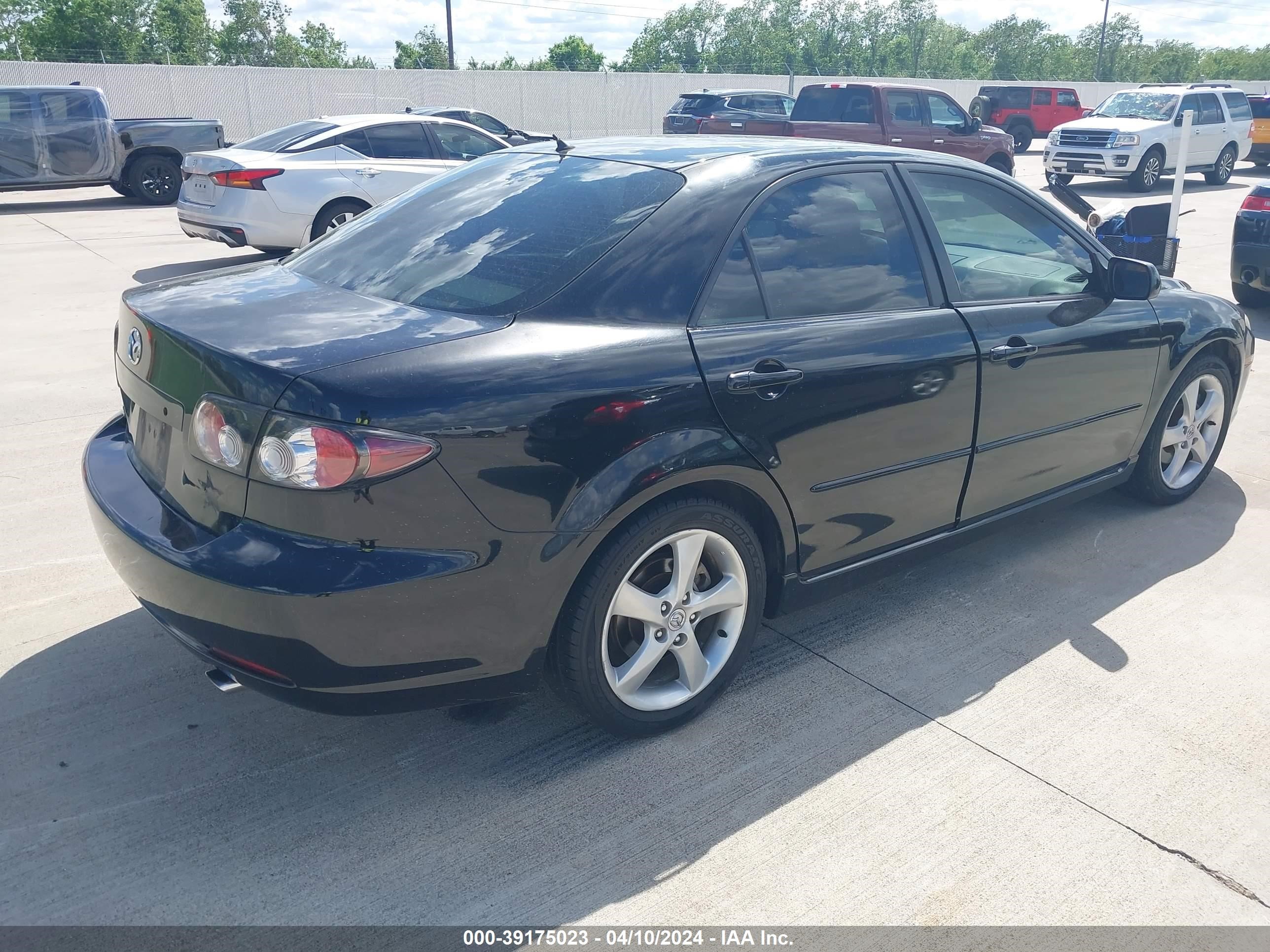 Photo 3 VIN: 1YVHP80C075M31873 - MAZDA 6 