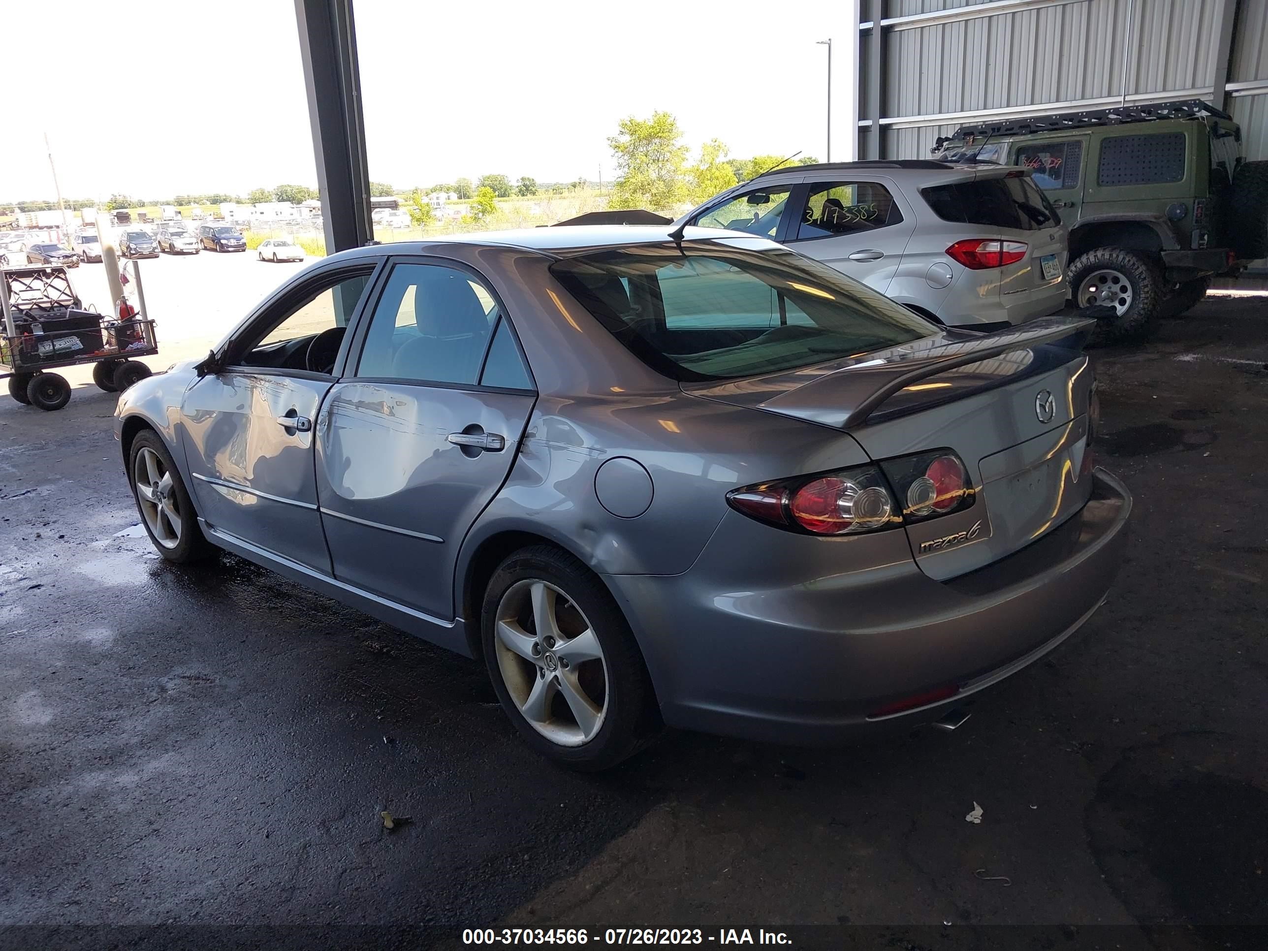 Photo 2 VIN: 1YVHP80C185M34153 - MAZDA 6 