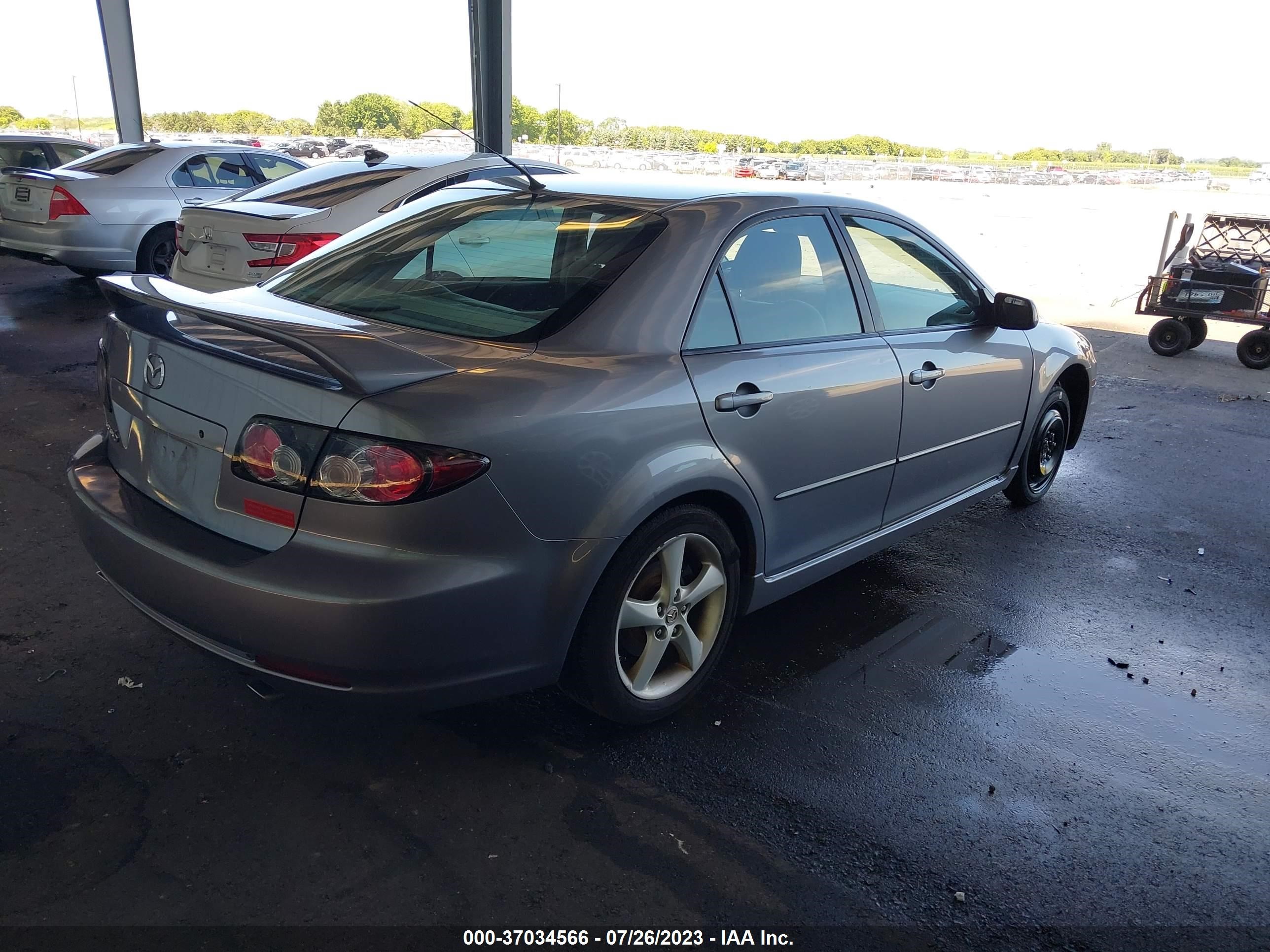 Photo 3 VIN: 1YVHP80C185M34153 - MAZDA 6 