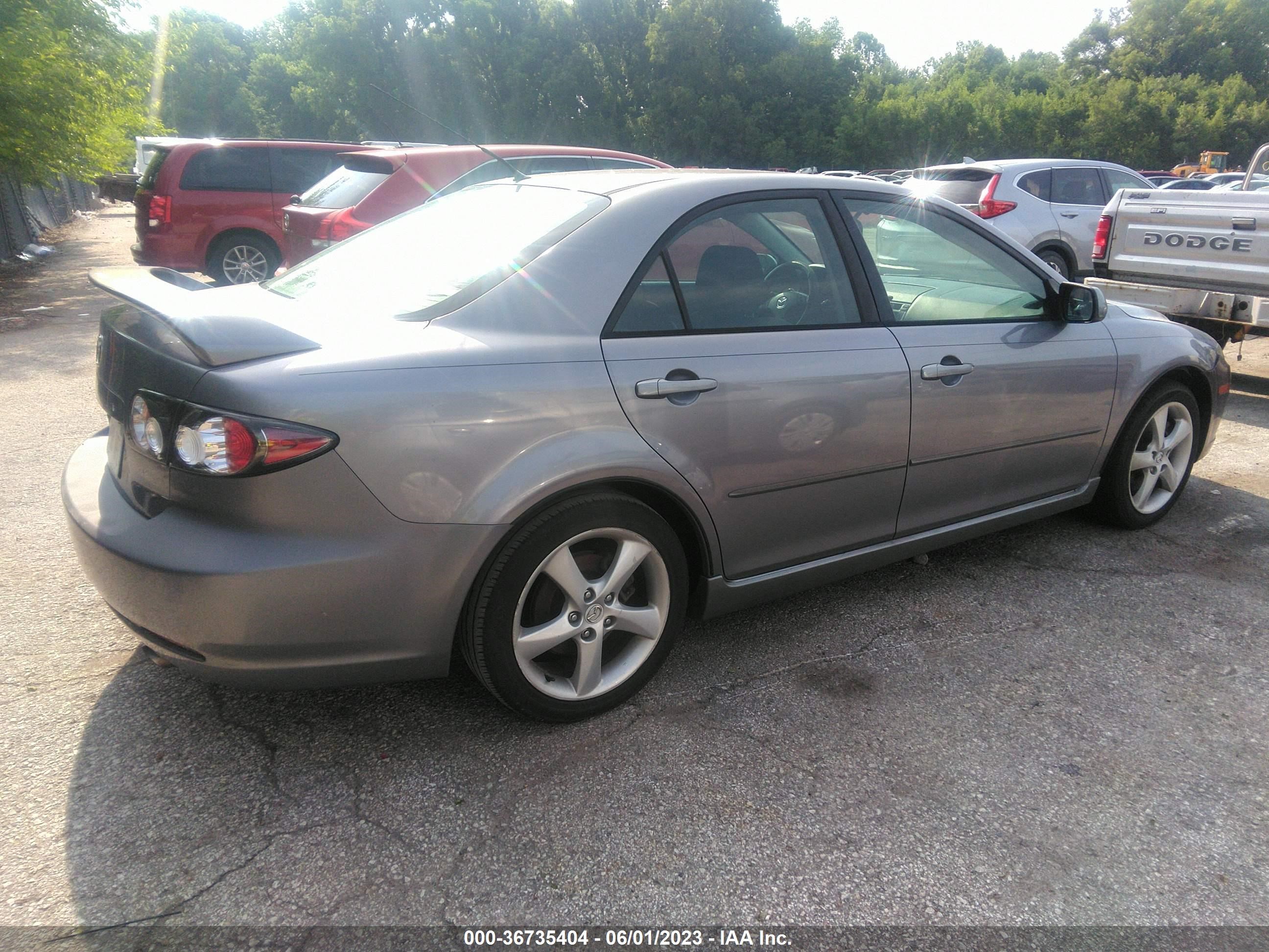 Photo 3 VIN: 1YVHP80C185M48618 - MAZDA 6 