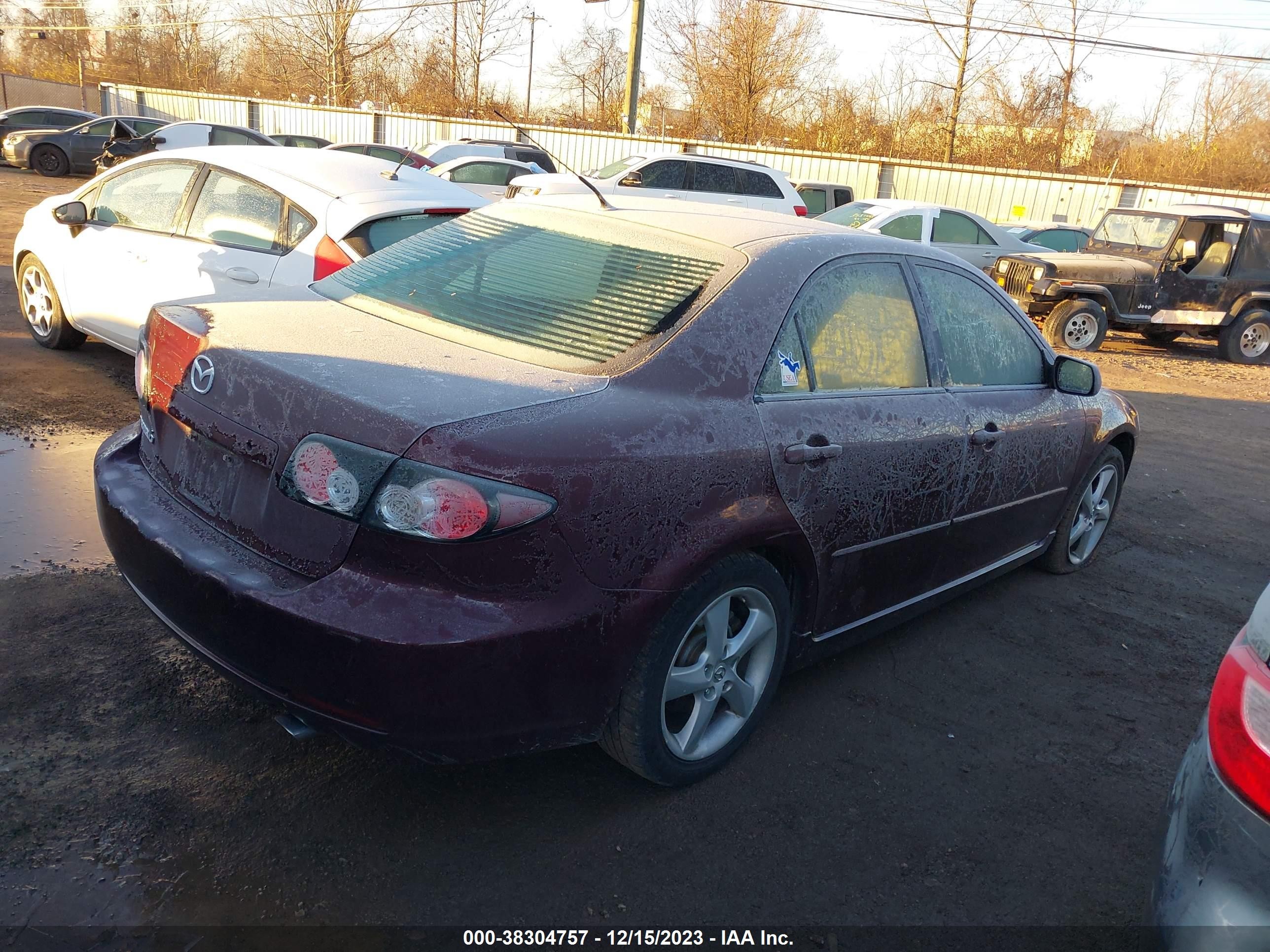 Photo 3 VIN: 1YVHP80C285M40592 - MAZDA 6 