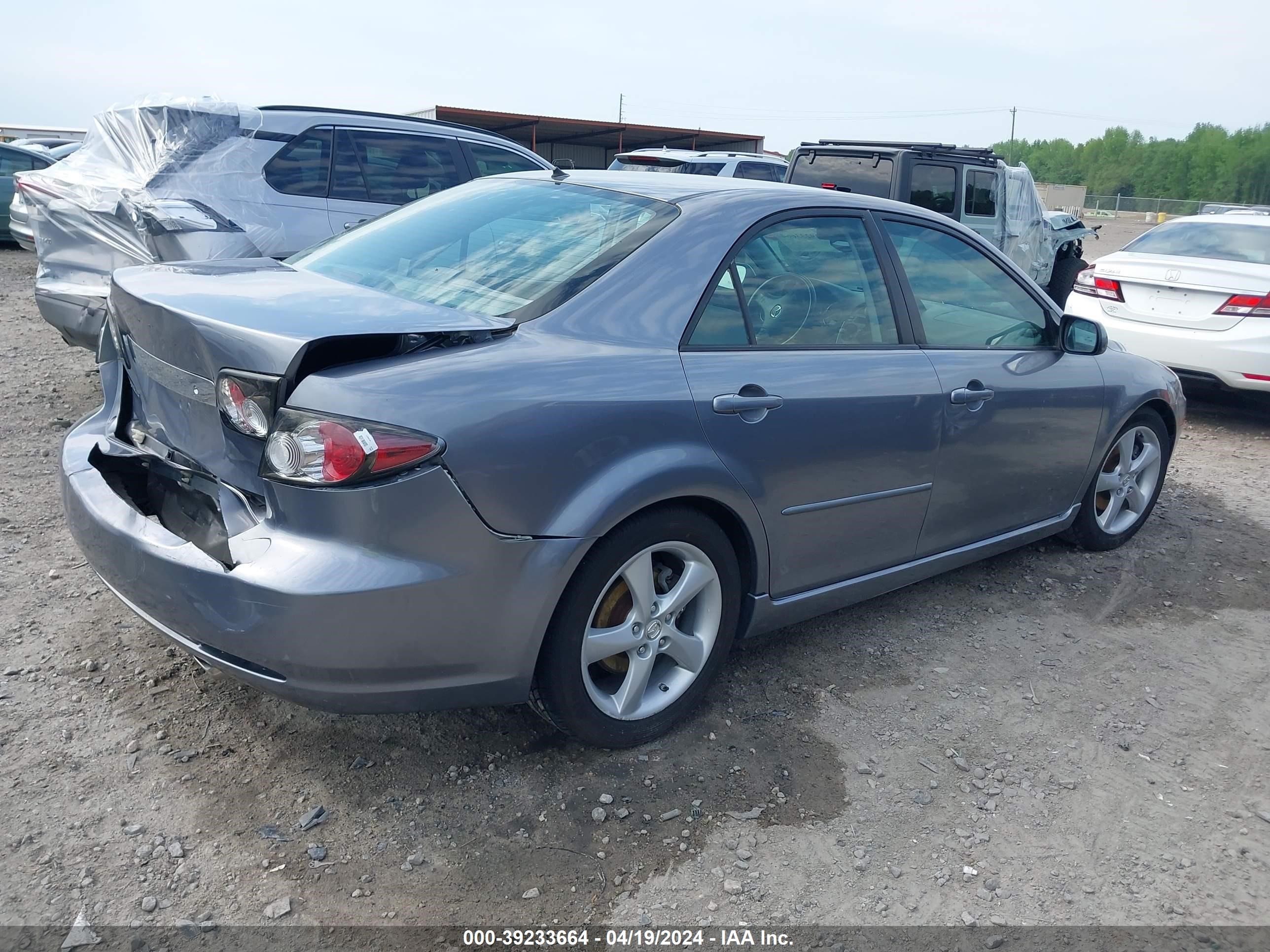 Photo 3 VIN: 1YVHP80C485M45552 - MAZDA 6 