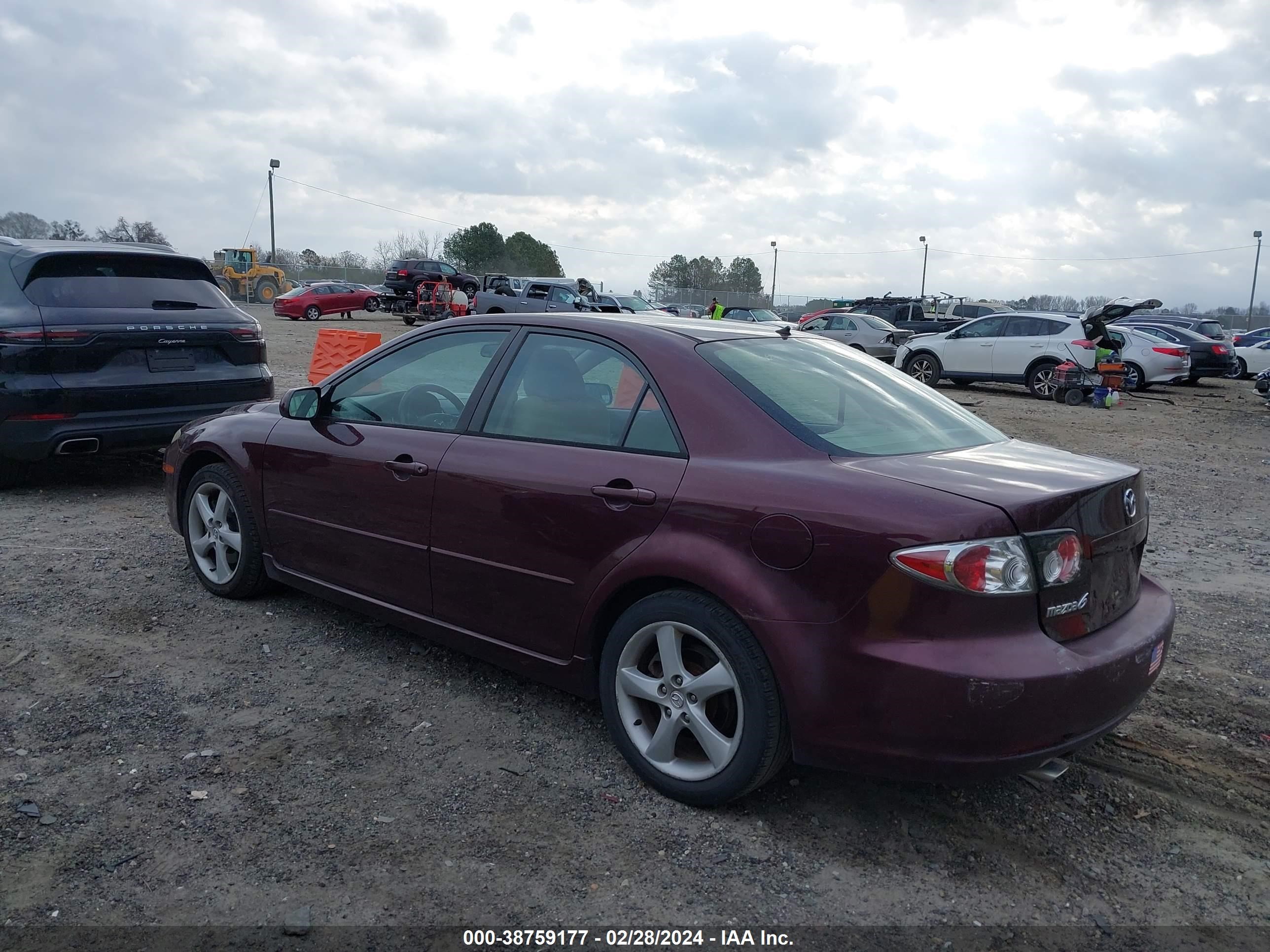 Photo 2 VIN: 1YVHP80C675M55630 - MAZDA 6 