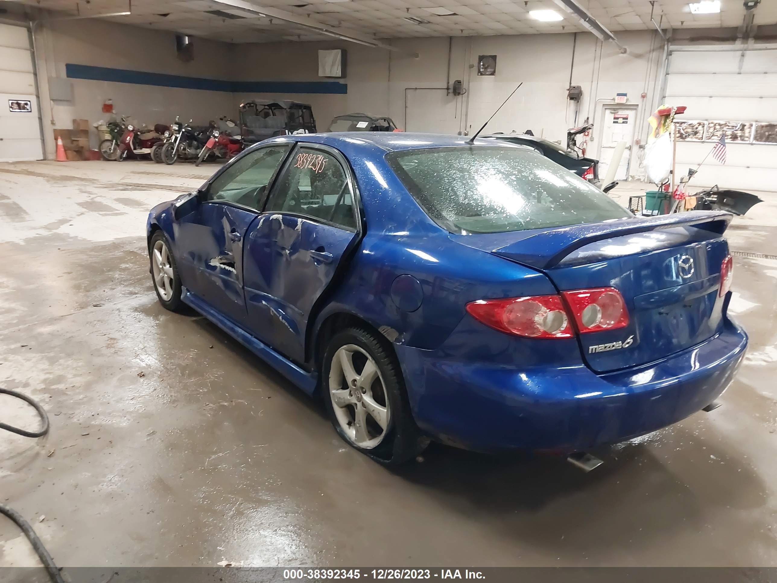 Photo 2 VIN: 1YVHP80C755M71834 - MAZDA 6 