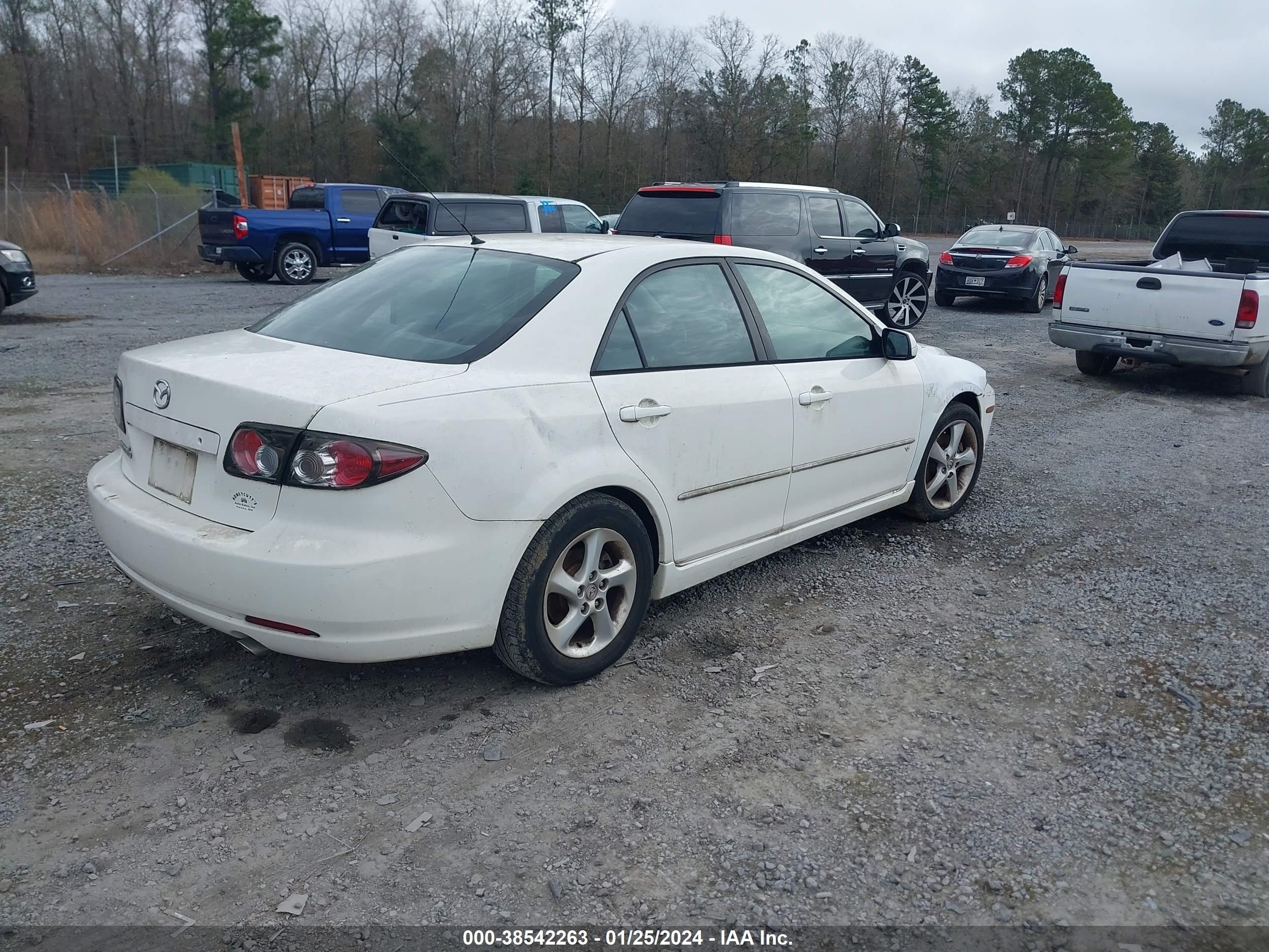 Photo 3 VIN: 1YVHP80C785M14733 - MAZDA 6 