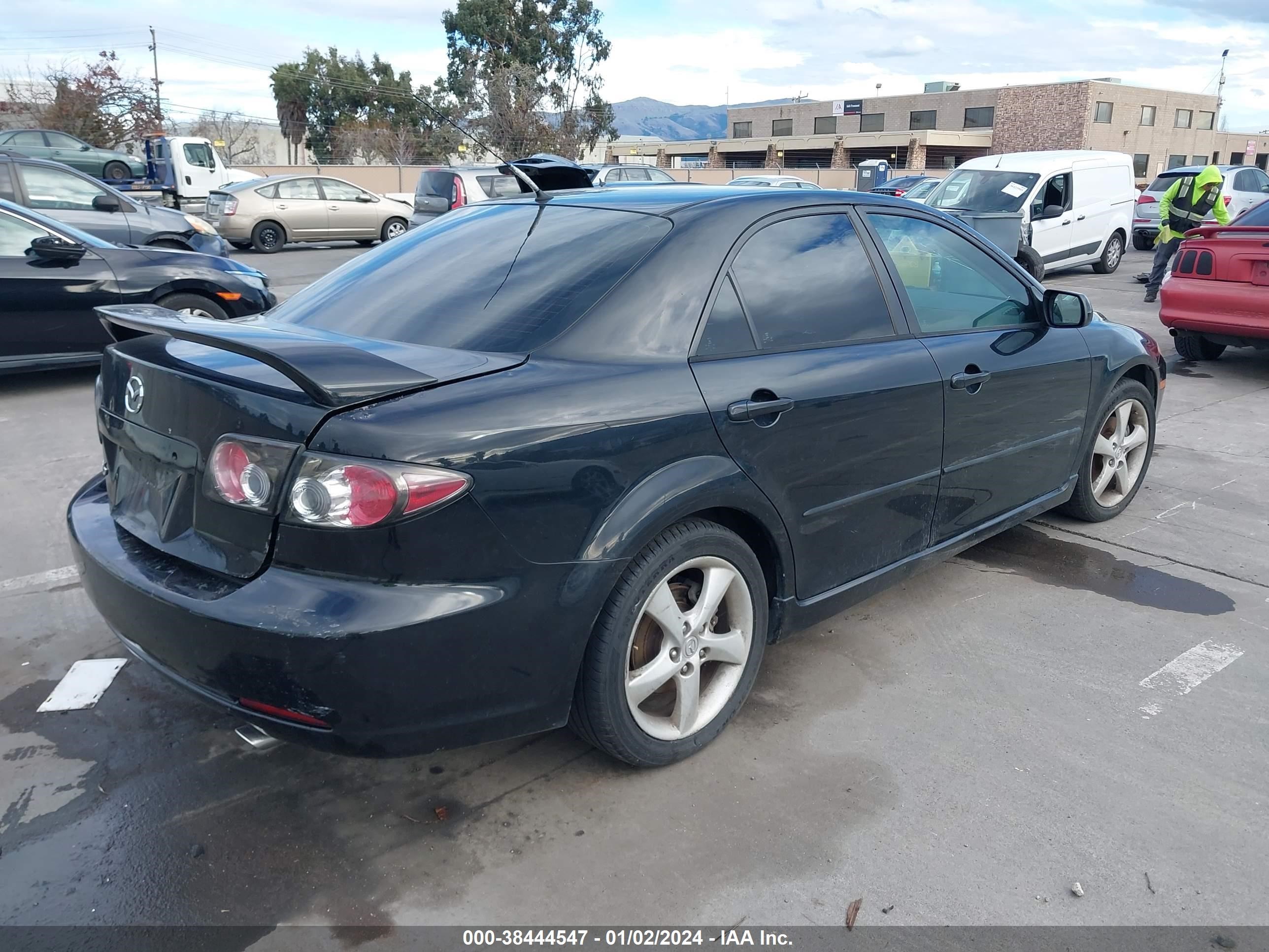 Photo 3 VIN: 1YVHP80C885M01506 - MAZDA 6 