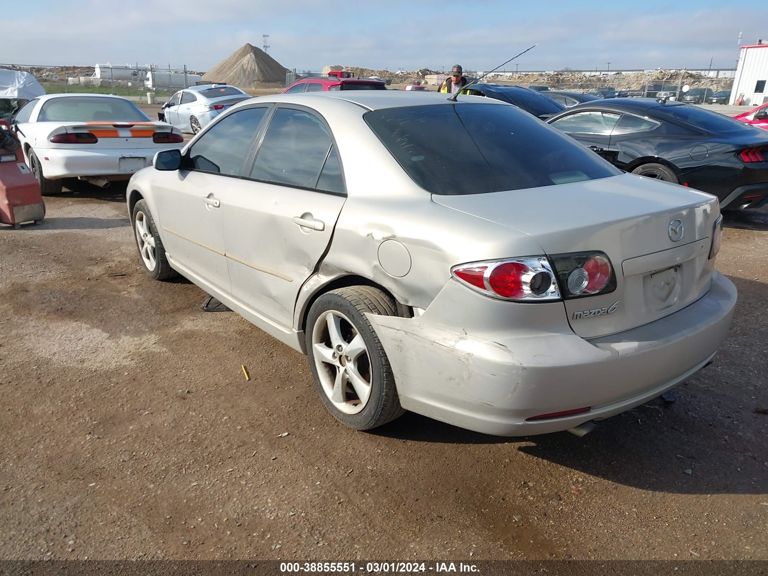 Photo 2 VIN: 1YVHP80C885M39351 - MAZDA 6 