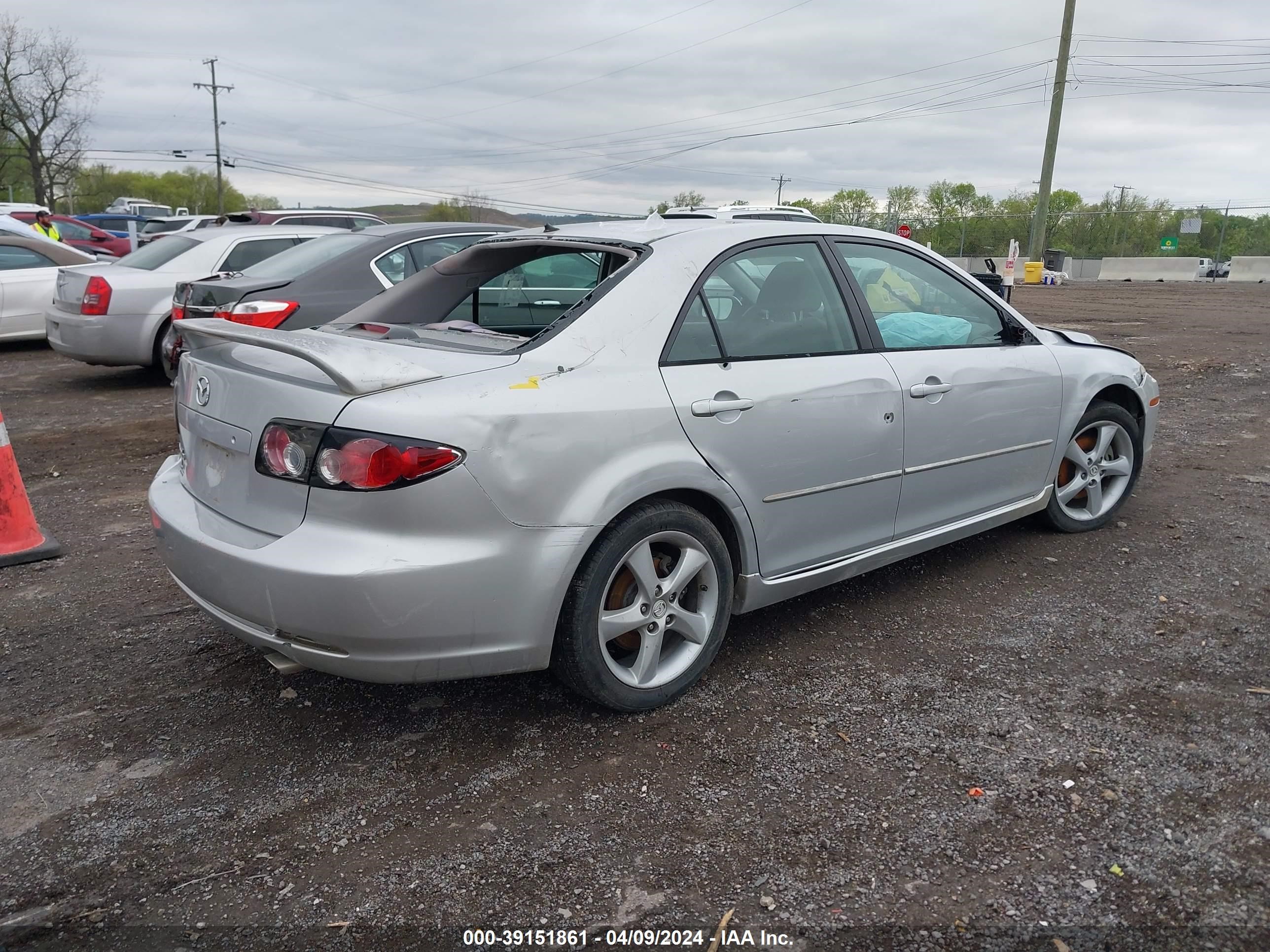 Photo 3 VIN: 1YVHP80C885M42444 - MAZDA 6 