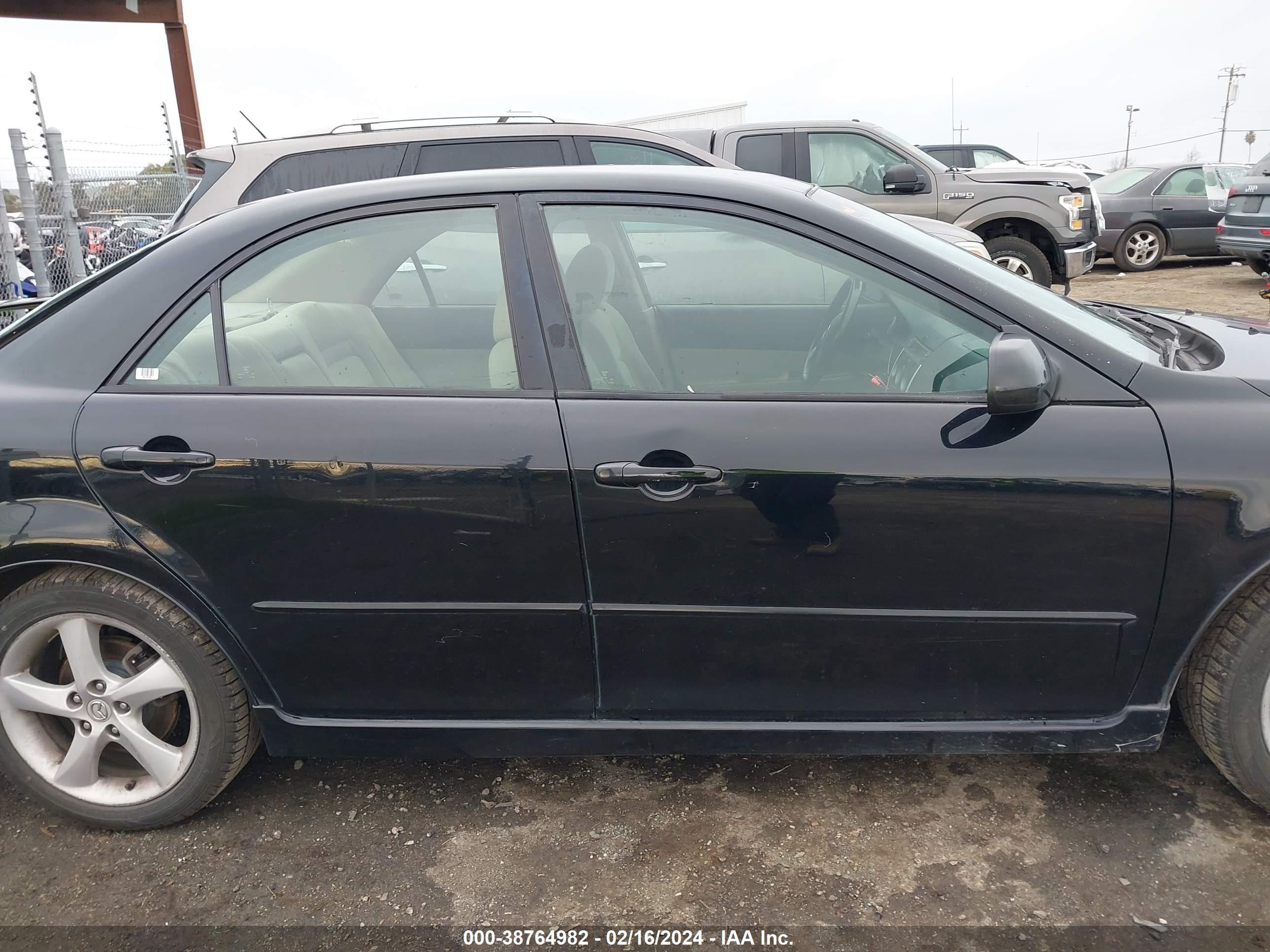 Photo 13 VIN: 1YVHP80C985M08092 - MAZDA 6 