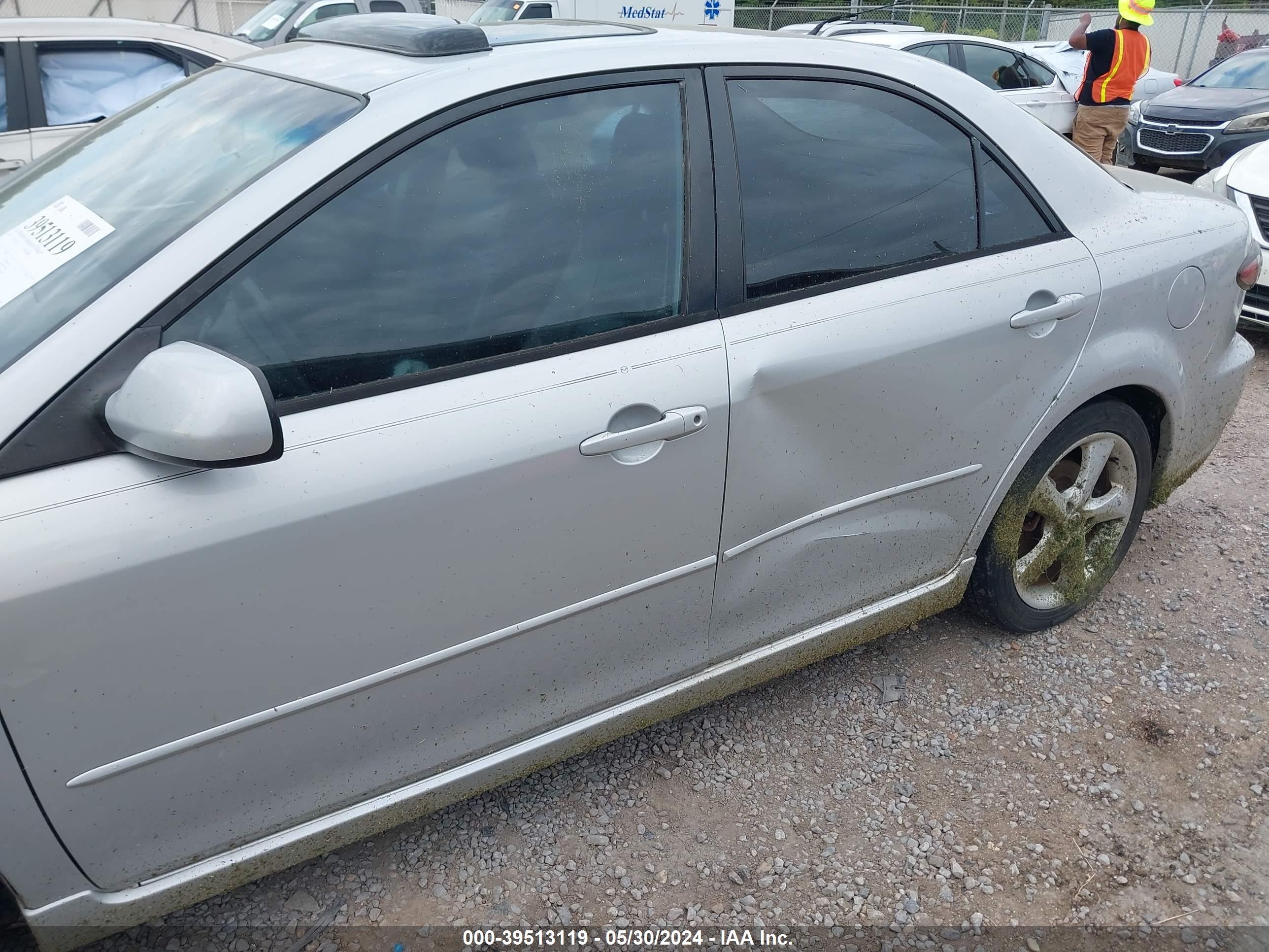 Photo 5 VIN: 1YVHP80D175M13407 - MAZDA 6 