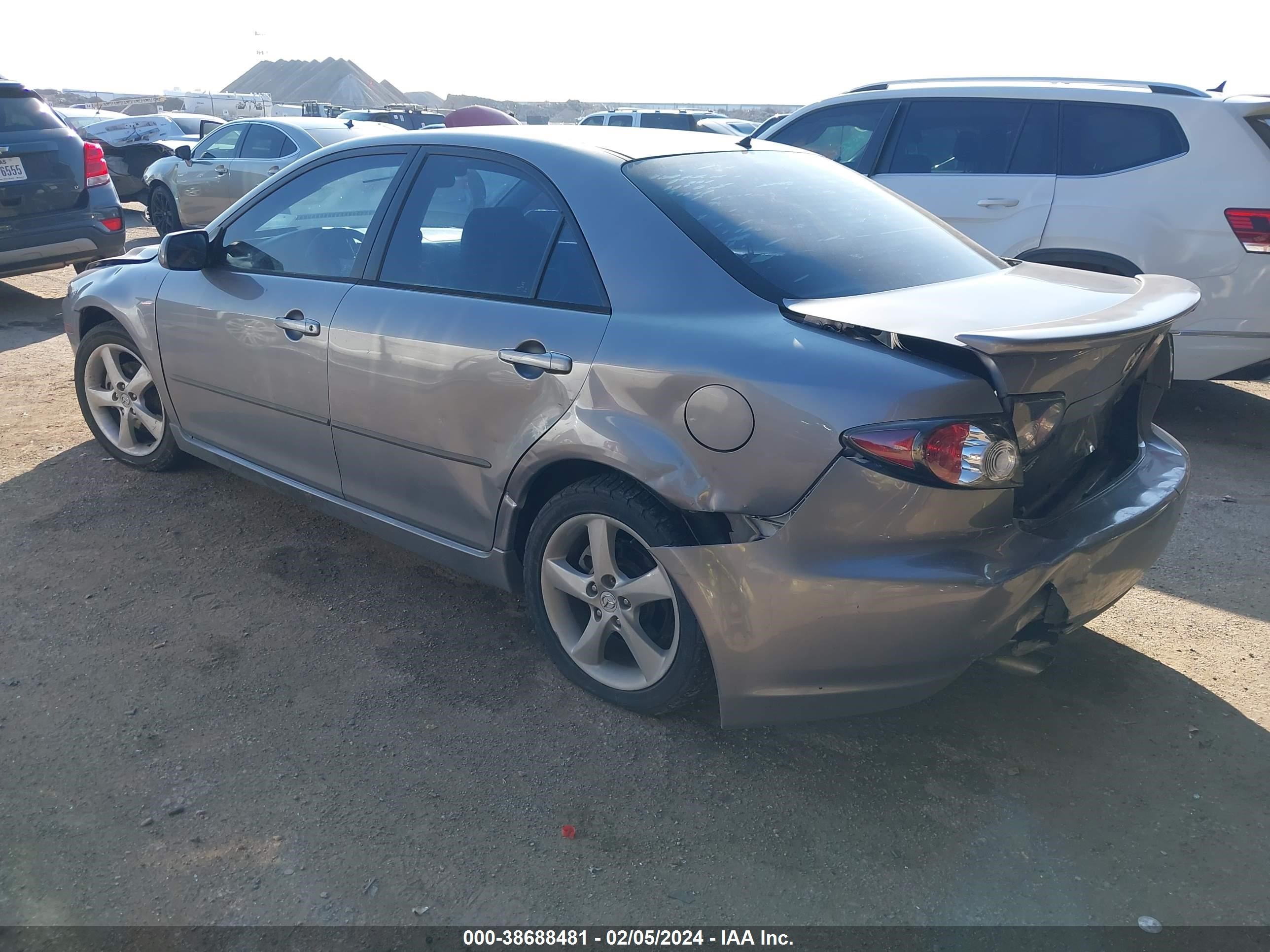 Photo 2 VIN: 1YVHP80DX75M55915 - MAZDA 6 