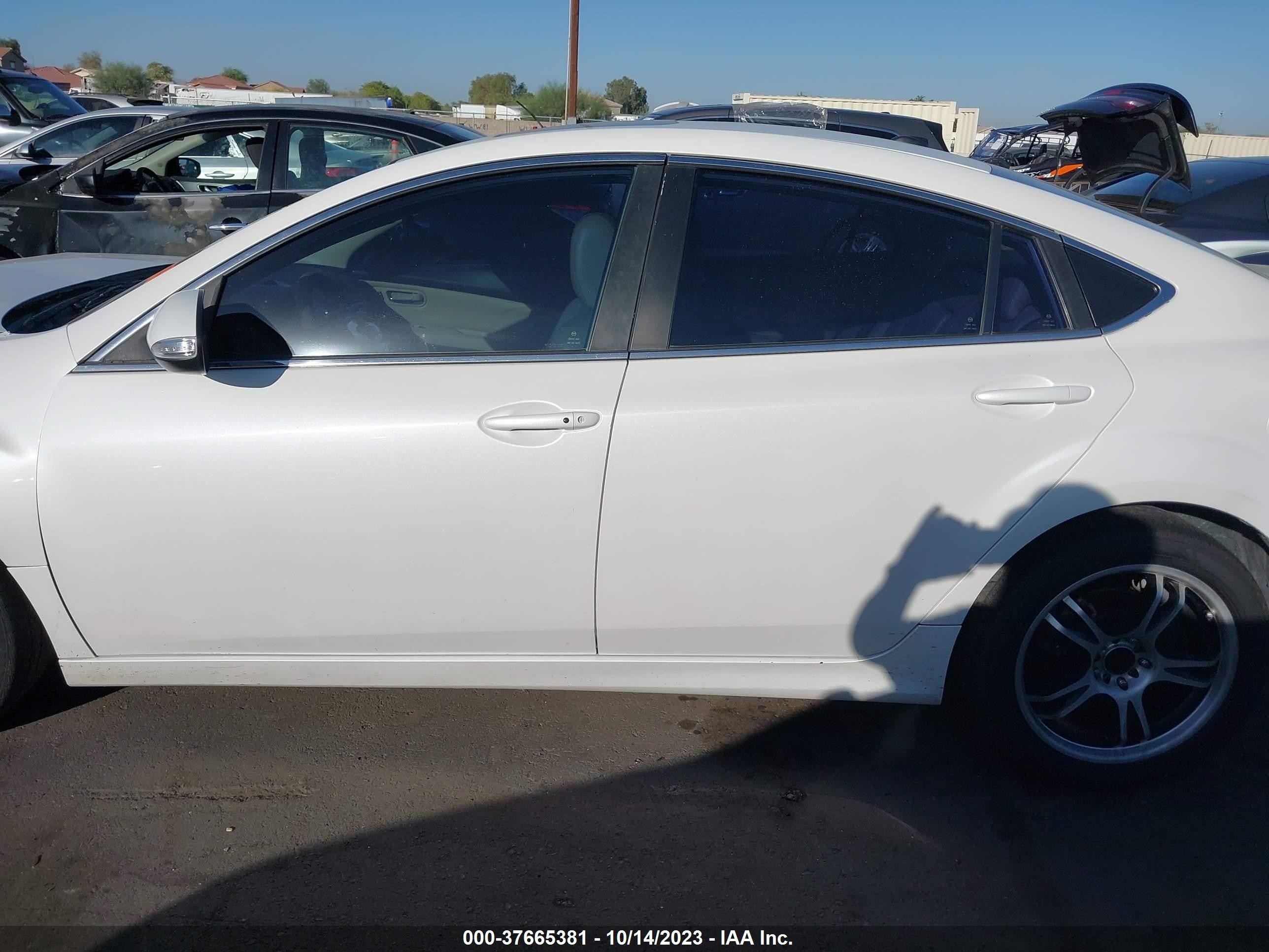 Photo 14 VIN: 1YVHZ8CB6B5M23024 - MAZDA 6 