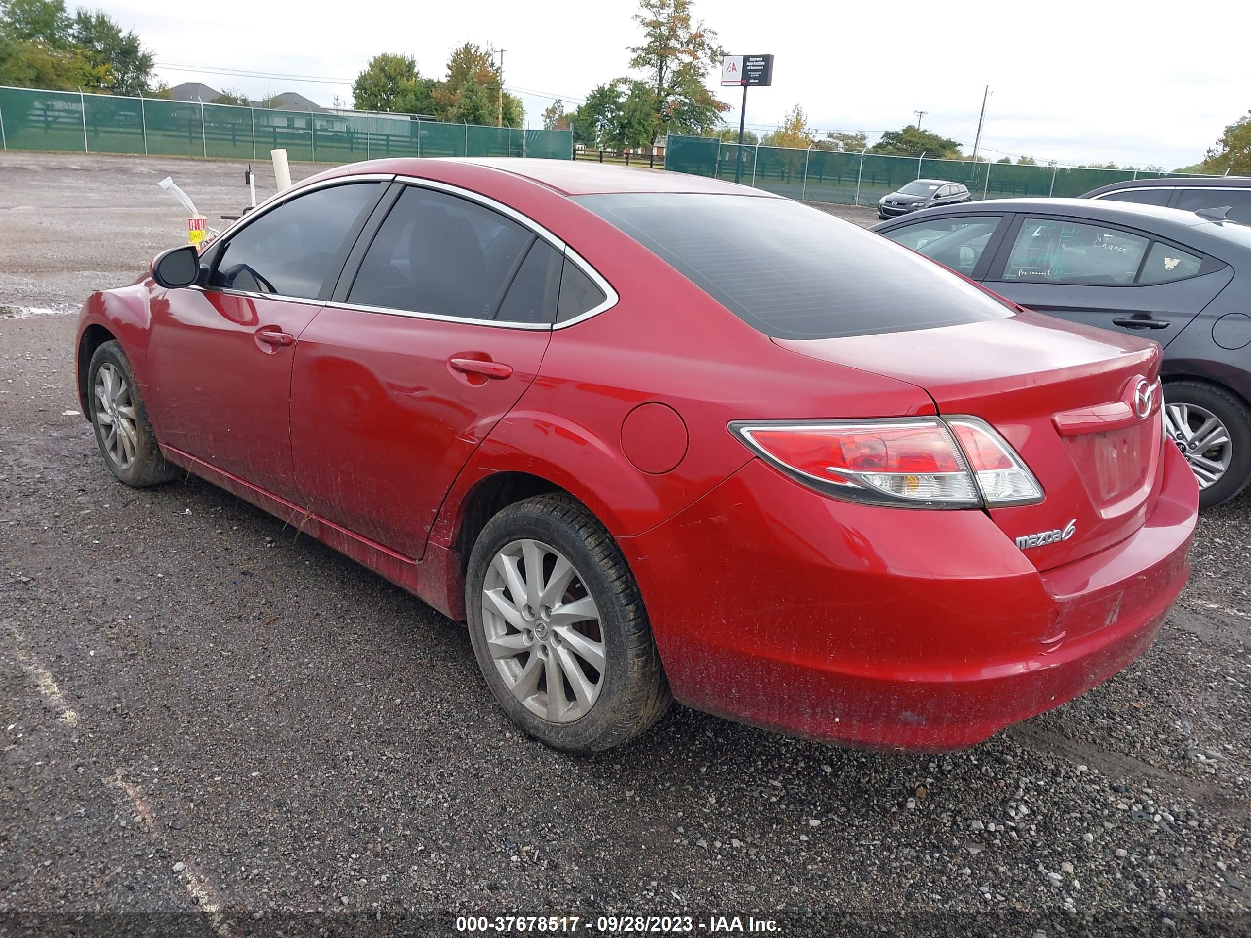 Photo 2 VIN: 1YVHZ8DH3C5M20859 - MAZDA 6 