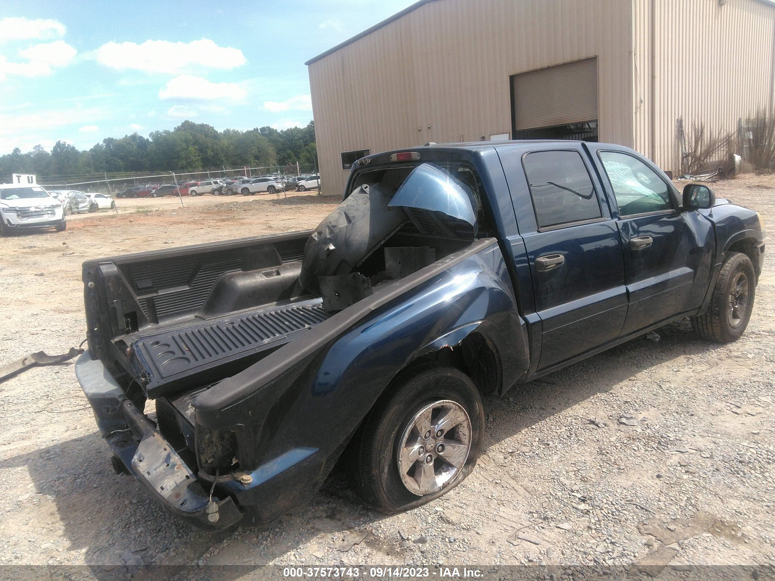 Photo 3 VIN: 1Z3HC48N06S542980 - MITSUBISHI RAIDER 