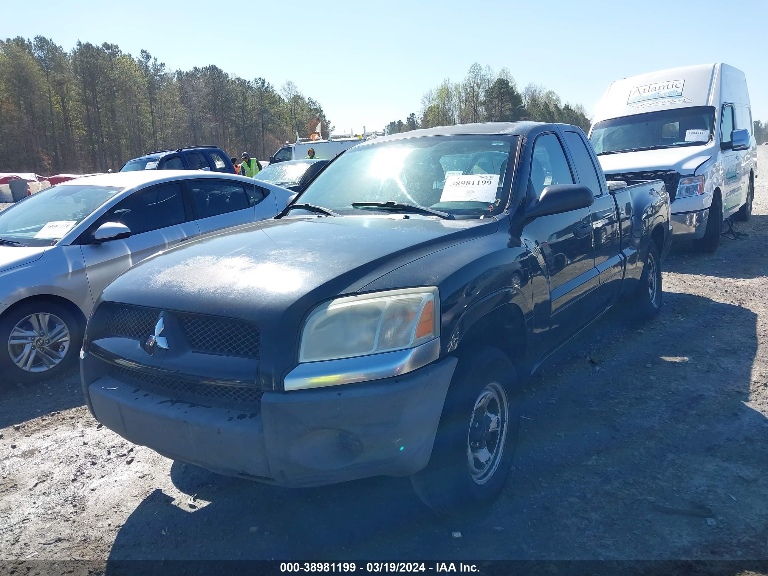 Photo 1 VIN: 1Z7HC22K58S619735 - MITSUBISHI RAIDER 