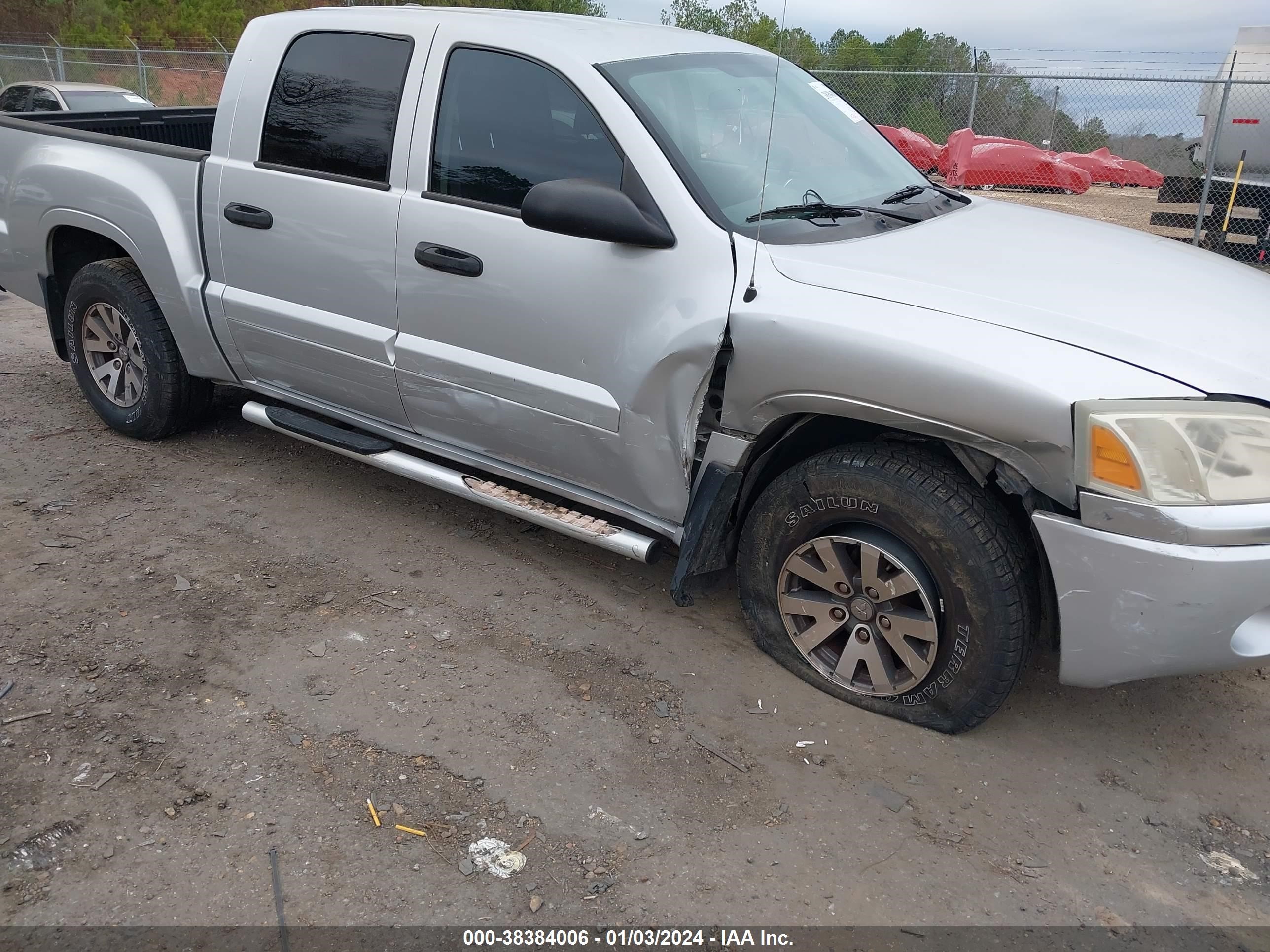 Photo 5 VIN: 1Z7HC28K27S109607 - MITSUBISHI RAIDER 