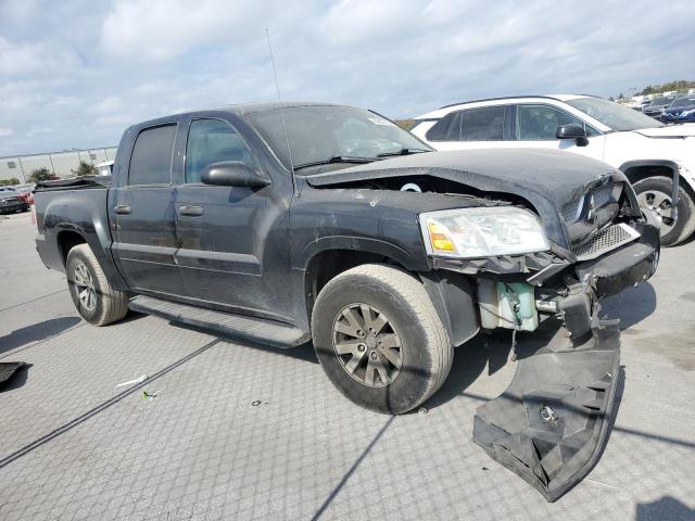 Photo 3 VIN: 1Z7HC28K48S620012 - MITSUBISHI RAIDER LS 