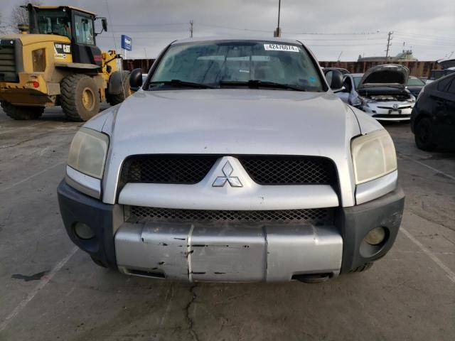 Photo 4 VIN: 1Z7HC38K06S578781 - MITSUBISHI RAIDER 