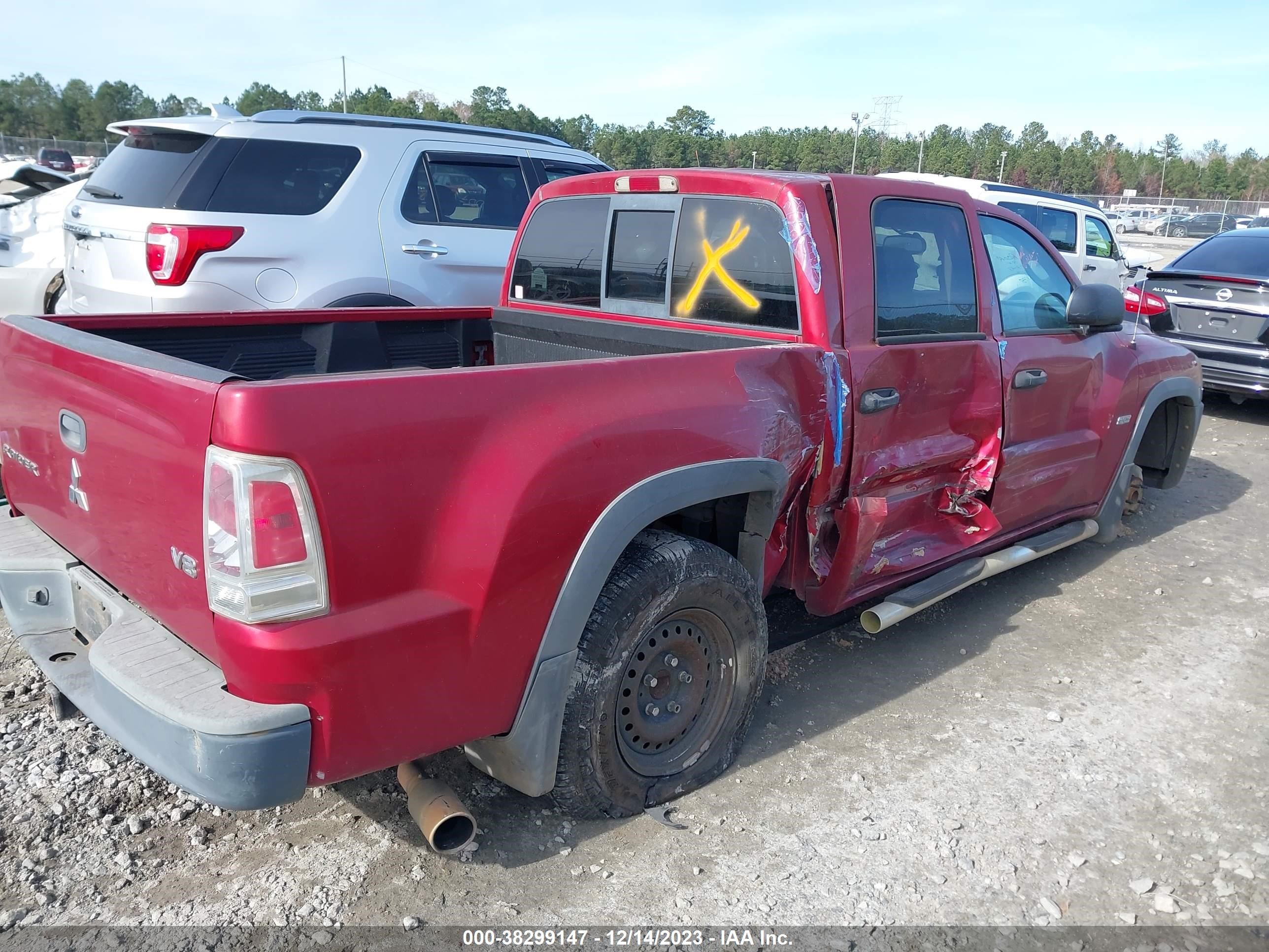 Photo 3 VIN: 1Z7HC38N96S554778 - MITSUBISHI RAIDER 