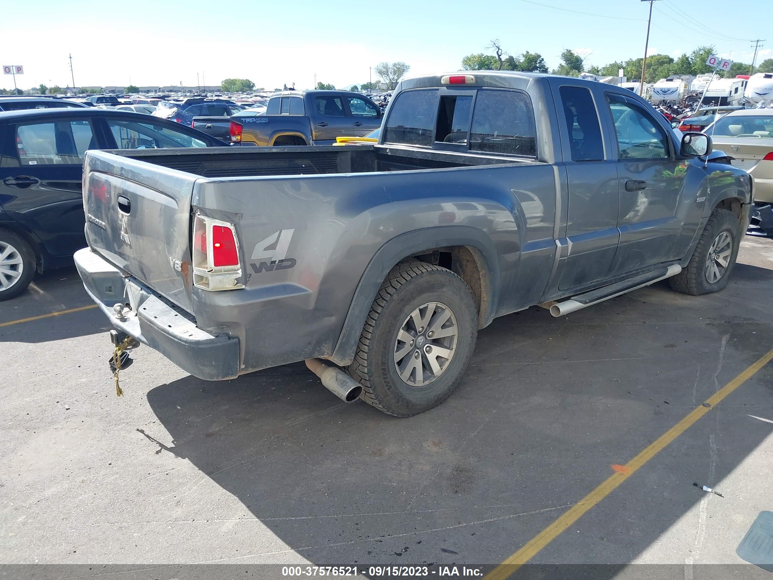 Photo 3 VIN: 1Z7HT32N16S547820 - MITSUBISHI RAIDER 