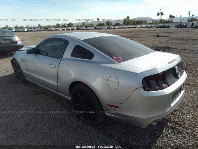 Photo 2 VIN: 1ZVBP8AM0D5203352 - FORD MUSTANG 