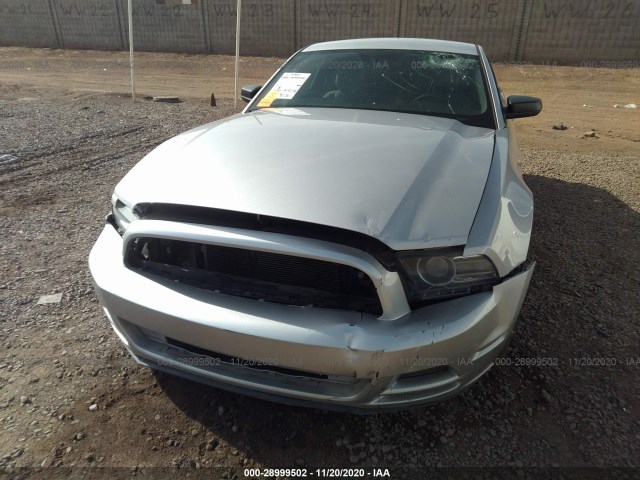 Photo 5 VIN: 1ZVBP8AM0D5203352 - FORD MUSTANG 